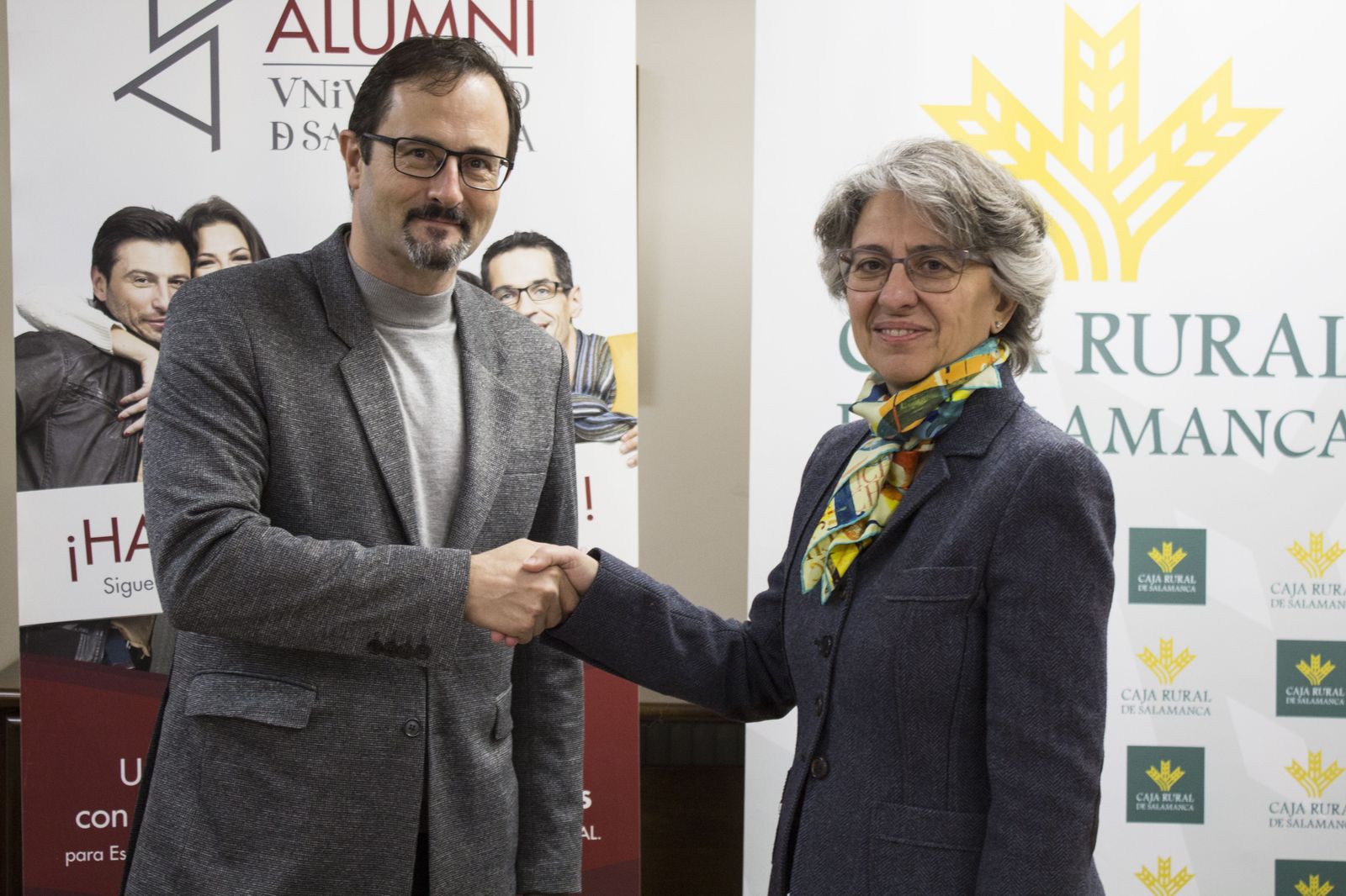 Renovación del convenio entre la Alumni y Caja Rural