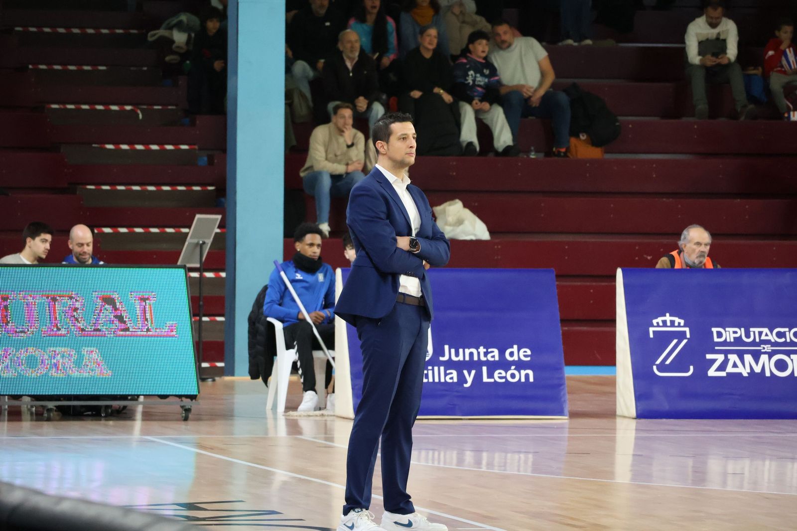 GALERÍA | El CB Zamora recibe al Melilla Baloncesto en busca de la victoria en su primer partido del año