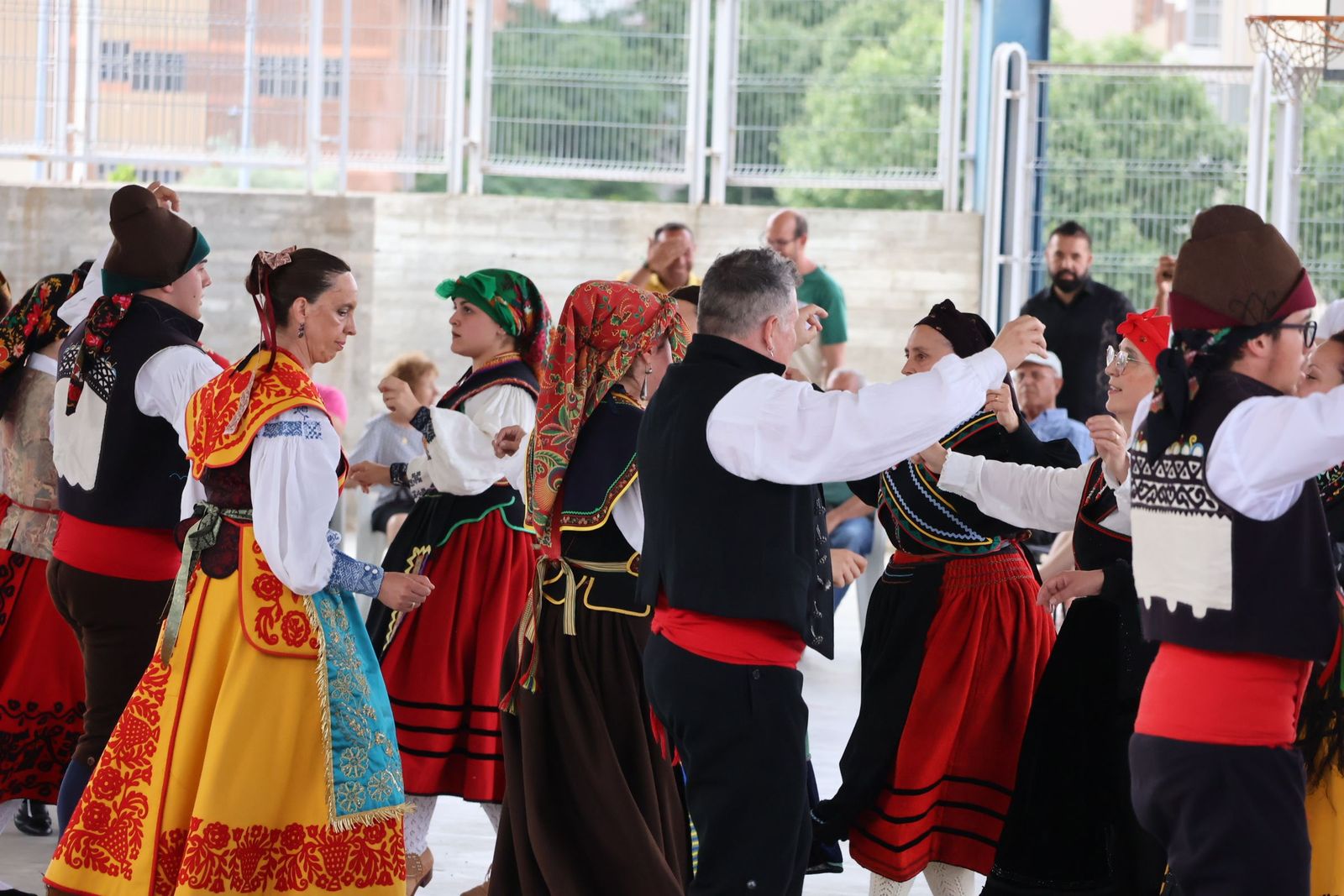 actuacion-fin-de-curso-de-la-escuela-de-baile-dona-urraca-62