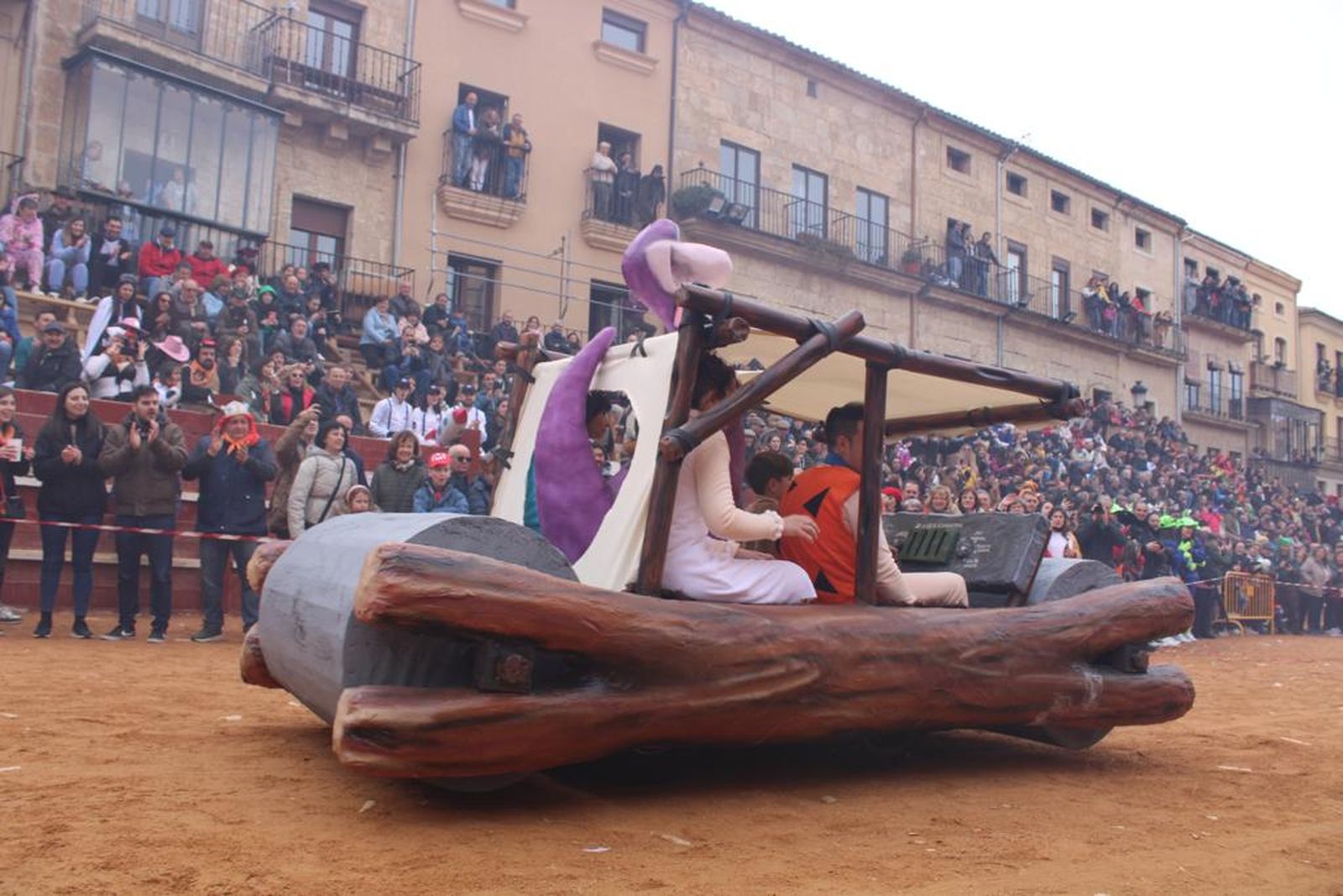 disfraces-del-sabado-de-carnaval-en-ciudad-rodrigo-82