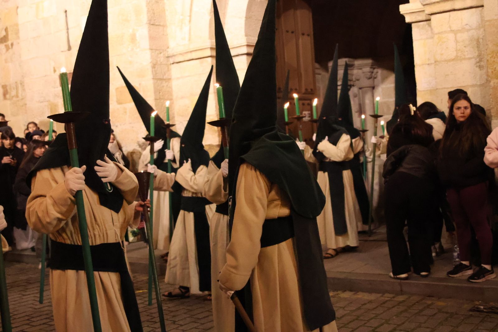 GALERÍA | Revive en imágenes la procesión de las Siete Palabras