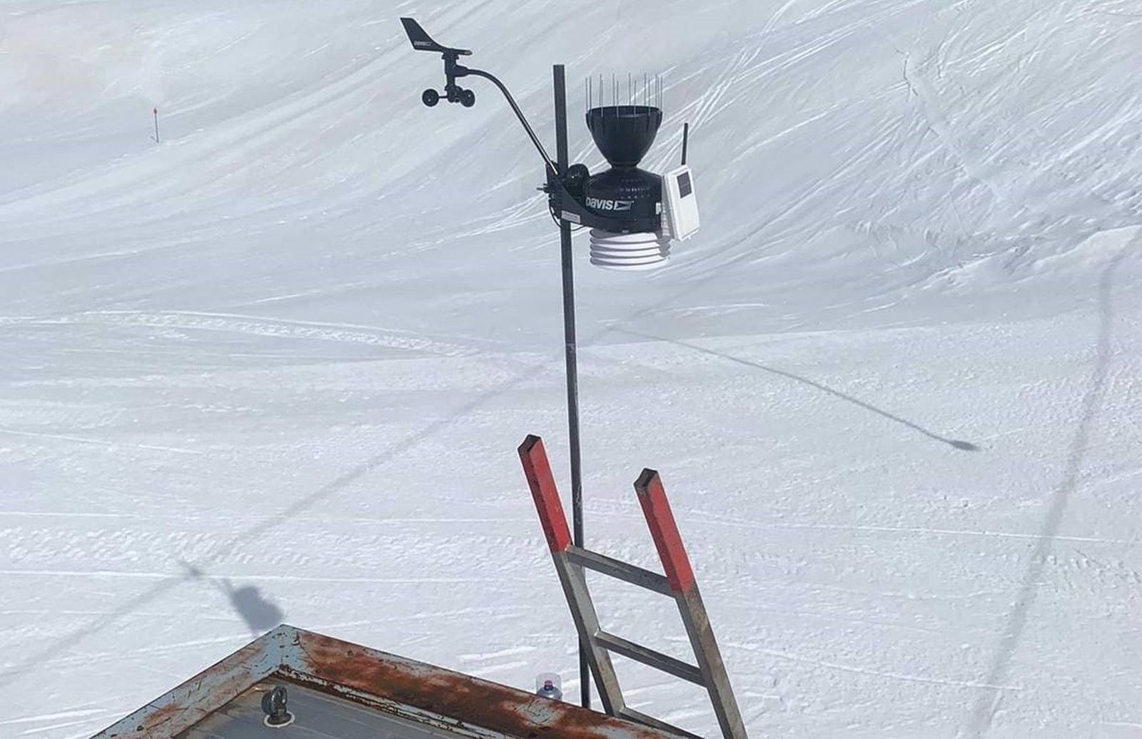 La estación meteorológica en El Clot de la Llança en Lleida