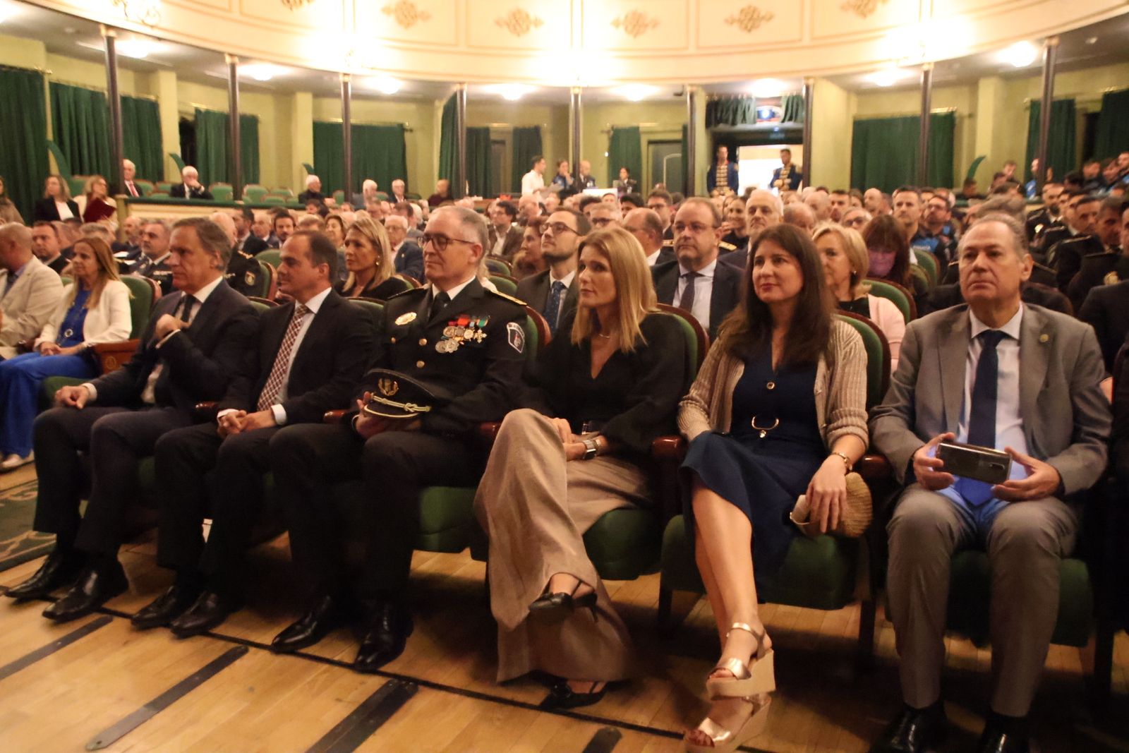 Día de la Policía Local en el Teatro Liceo