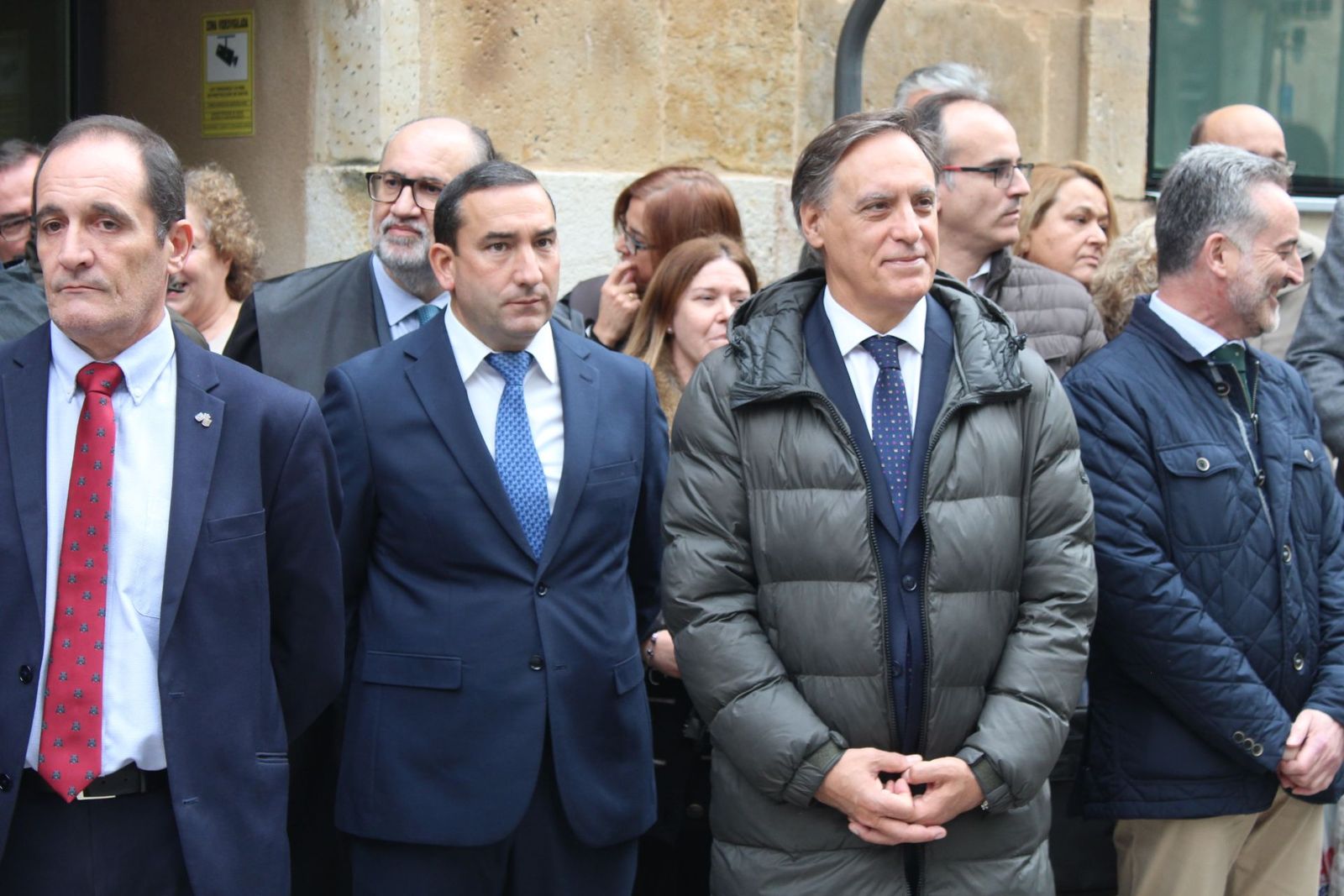 Concentración en defensa de la separación de poderes y contra la Ley de Amnistía