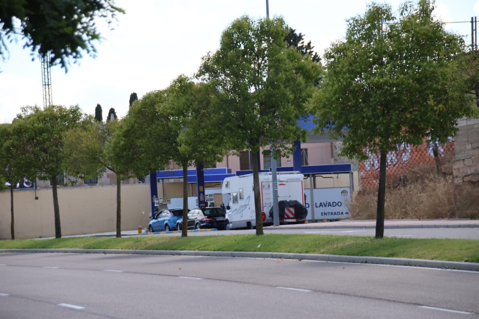 Gasolinera situada en el Cementerio