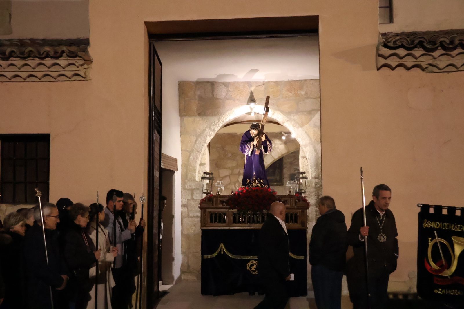 GALERÍA | Revive en imágenes el traslado del Nazareno de San Frontis