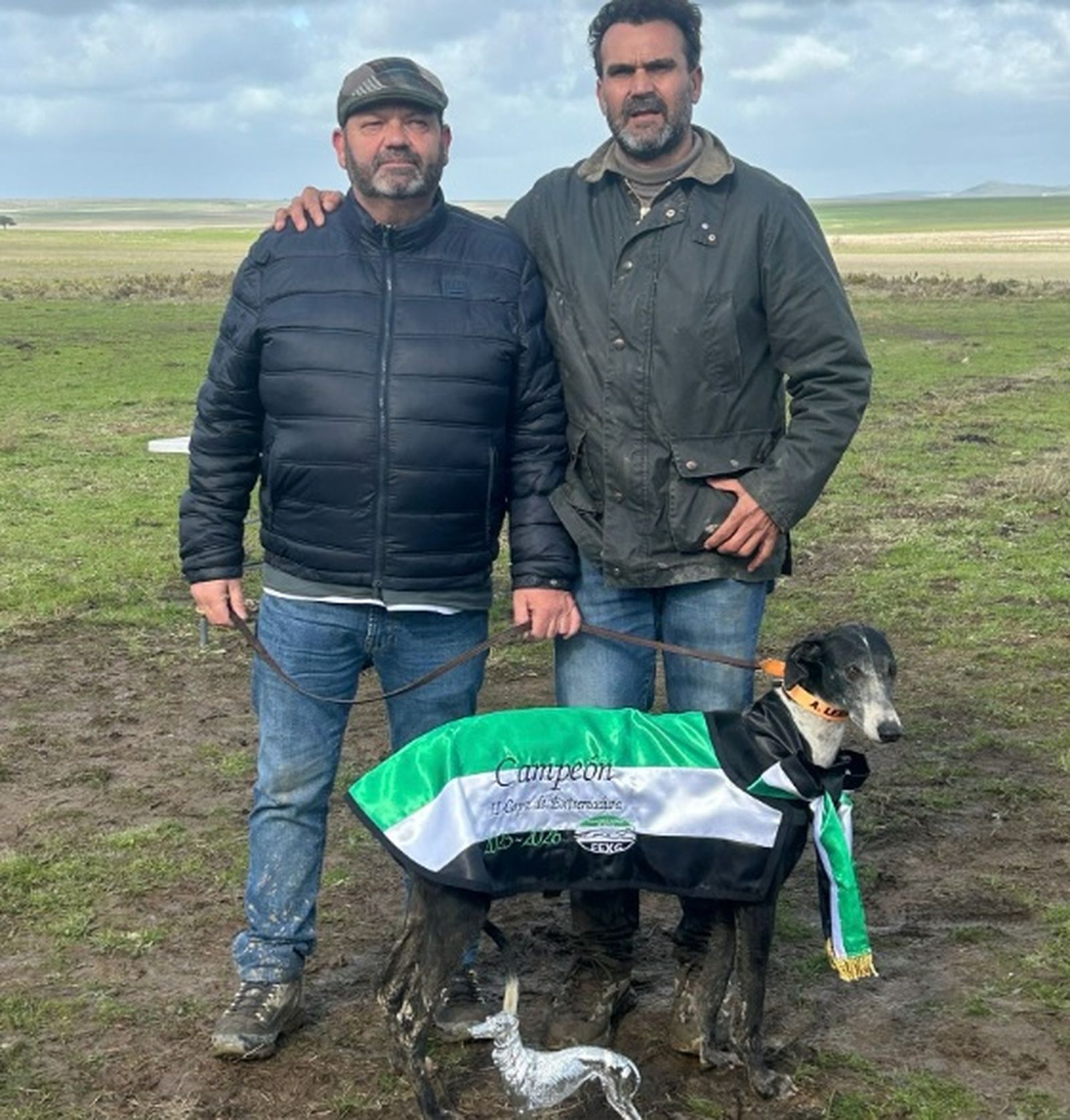 Tapa de Macejujo campeona de la copa de Extremadura de galgos