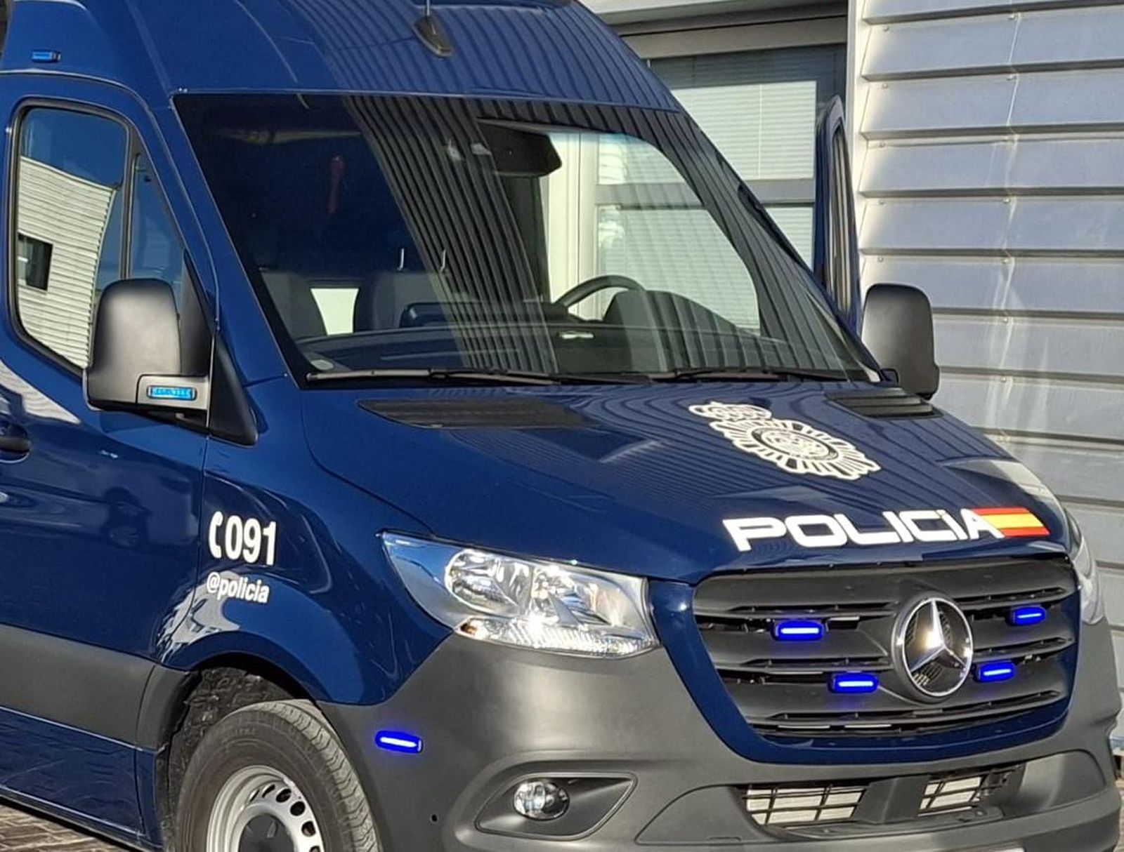 Furgón de Policía Nacional