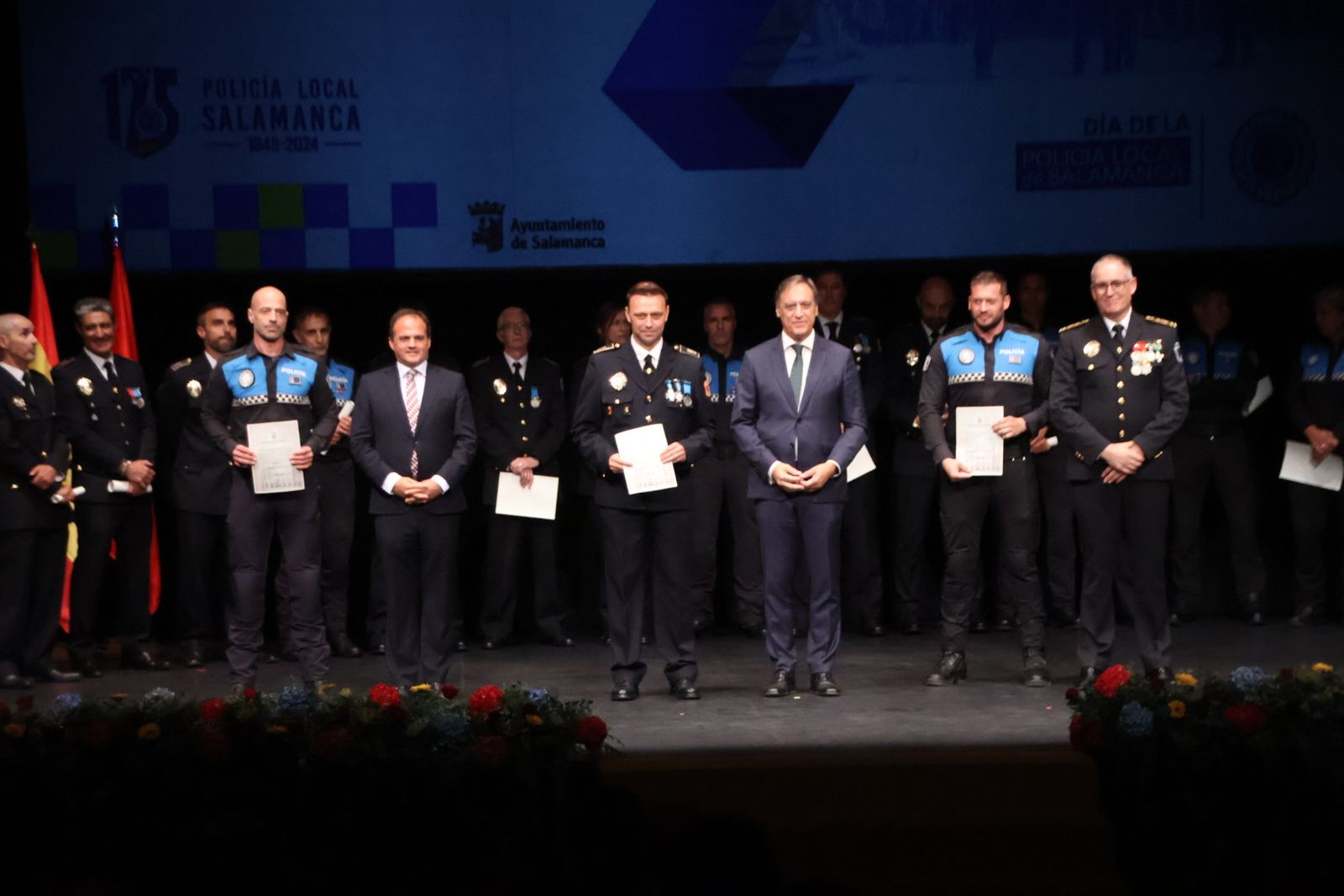 Día de la Policía Local en el Teatro Liceo