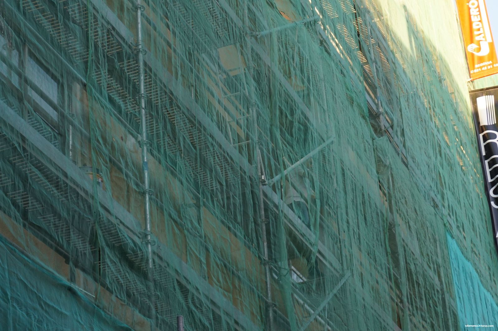 Obras en un  edificio.