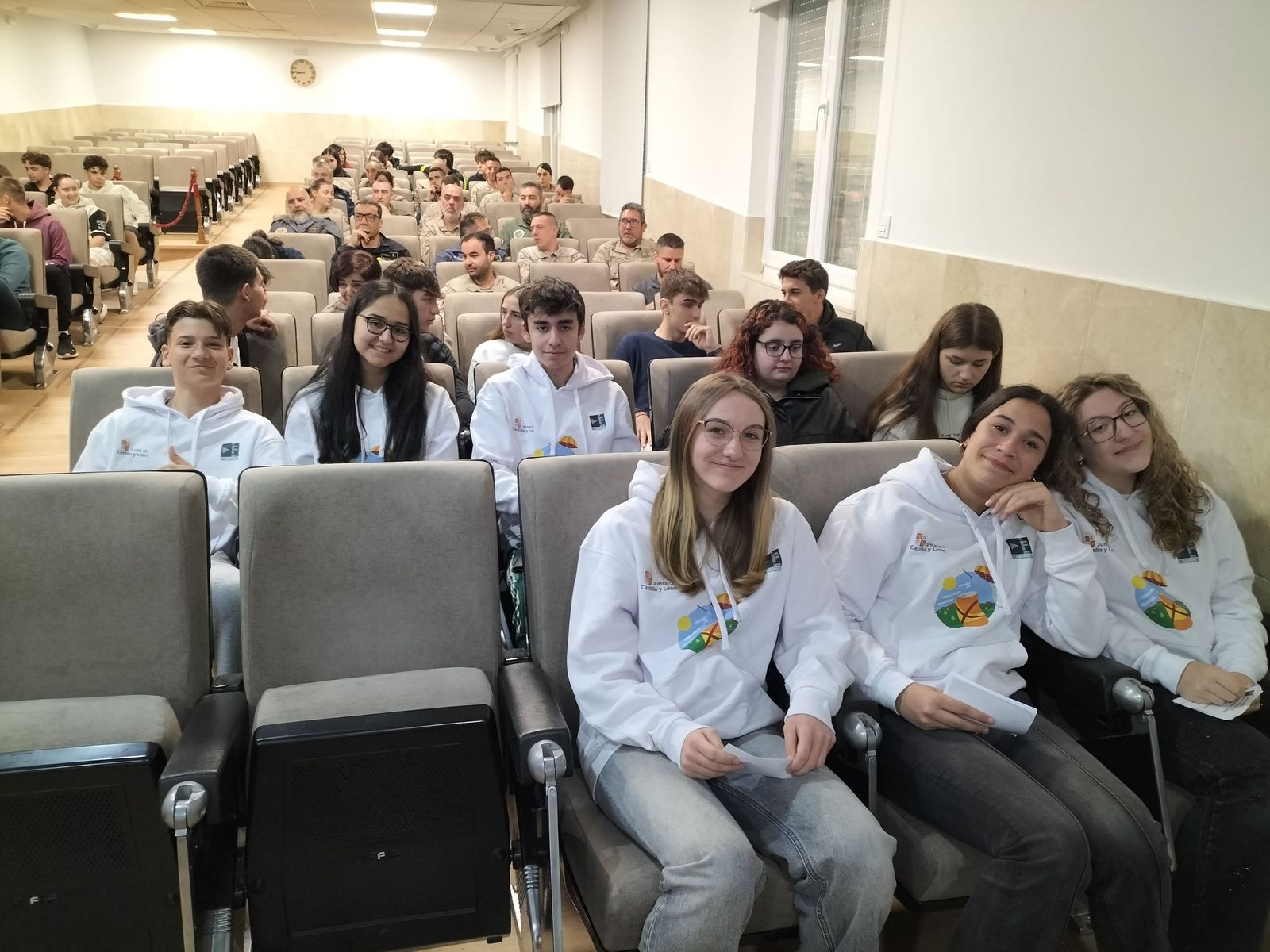 Misión Aurora, proyecto Cansat del IES Torrente Ballester de Santa Marta  (1).jpg