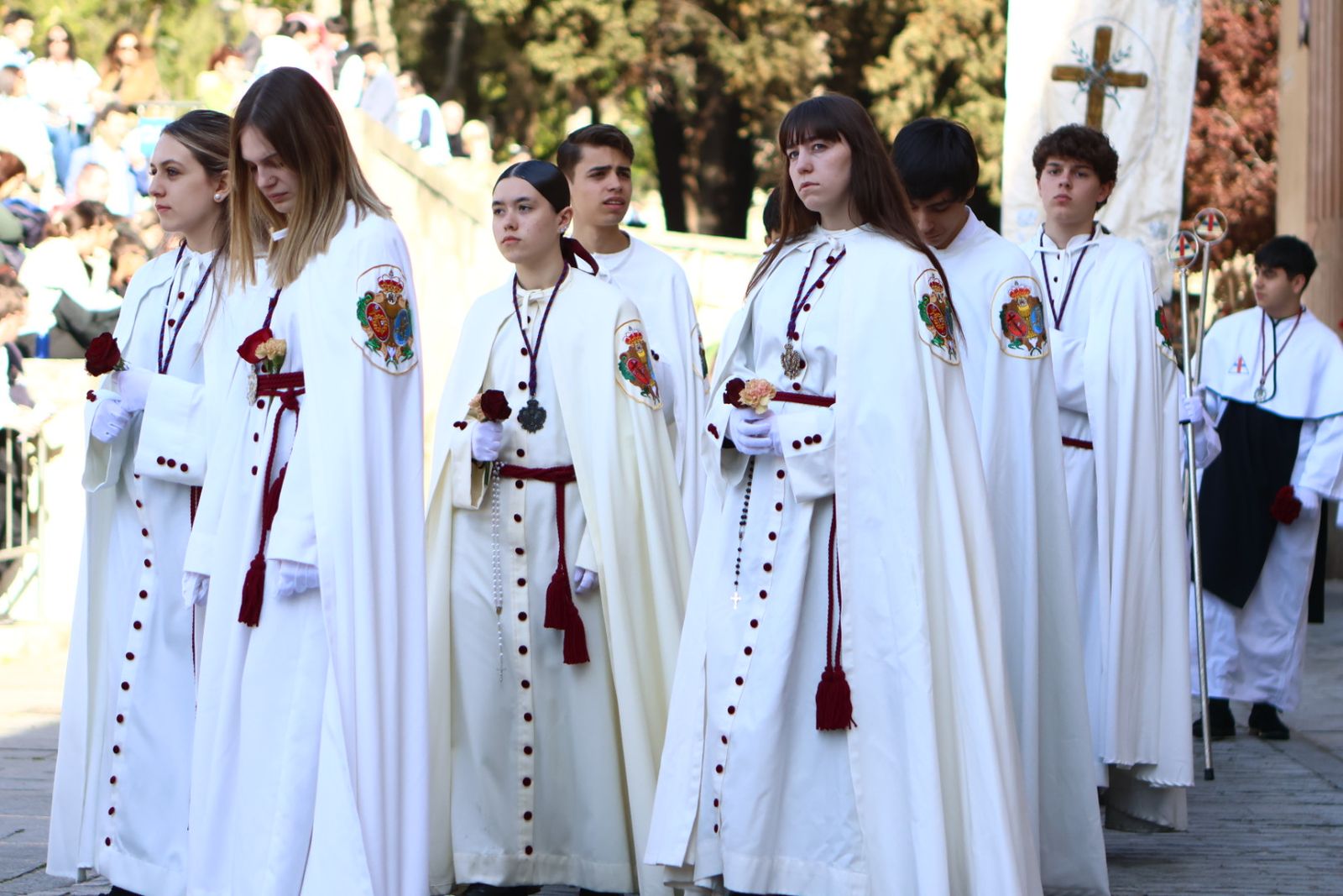 Procesión del encuentro de Nuestra Señora de la Alegría y Jesús Resucitado en el Domingo de Resurrección en Salamanca