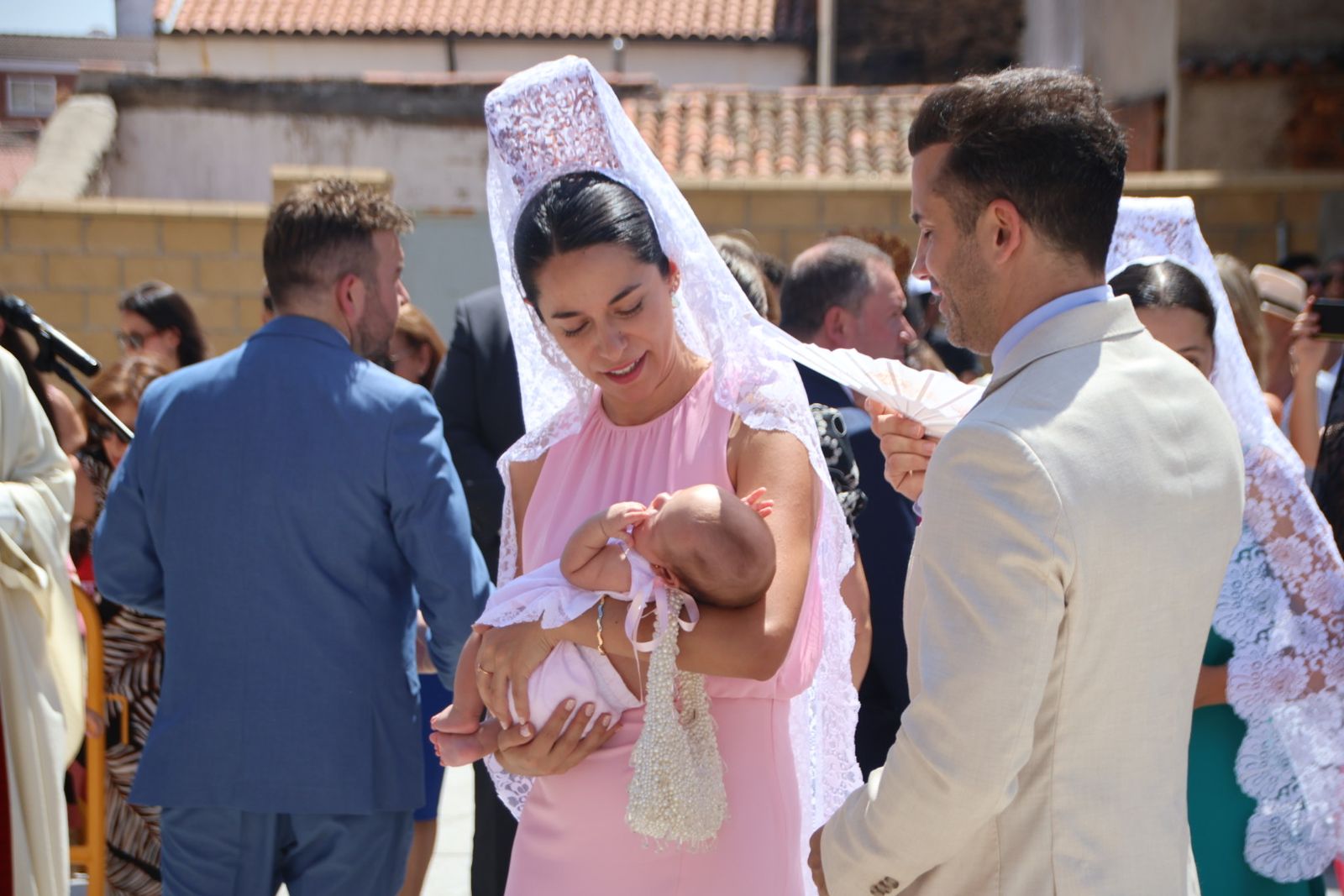 Procesión y ofrenda floral en honor de Nuestra Señora de la Asunción en Guijuelo
