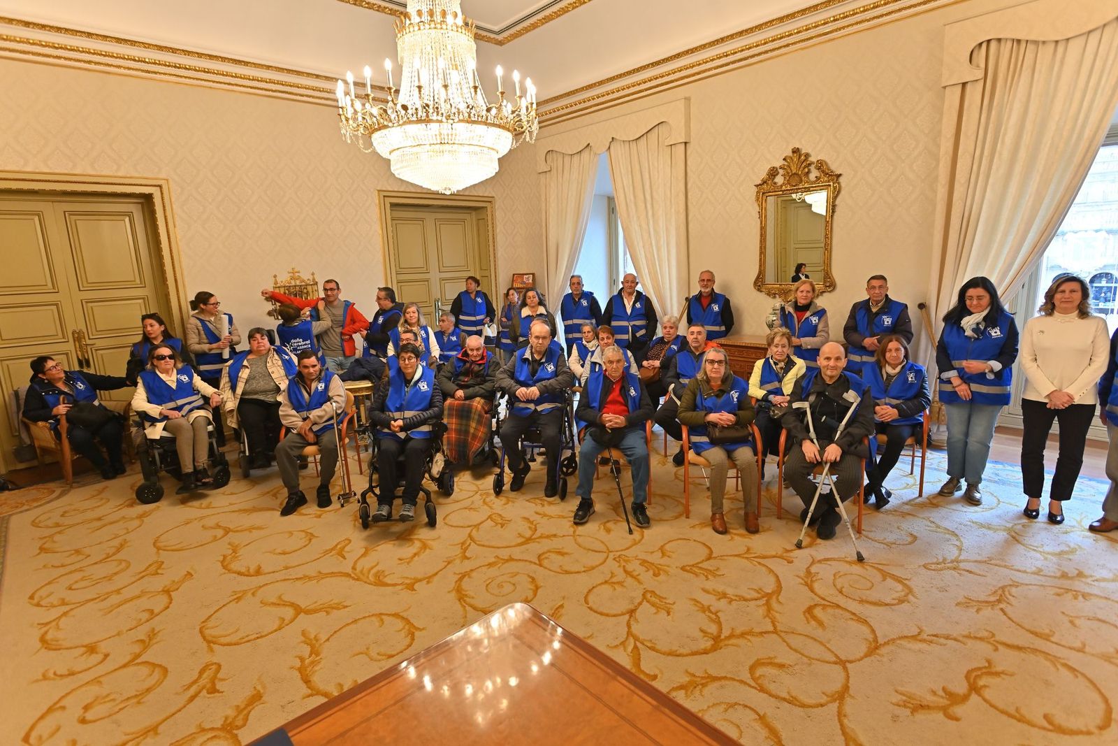 El Ayuntamiento reconoce la labor de entrega de ASDACE. Foto: Ayto de Salamanca