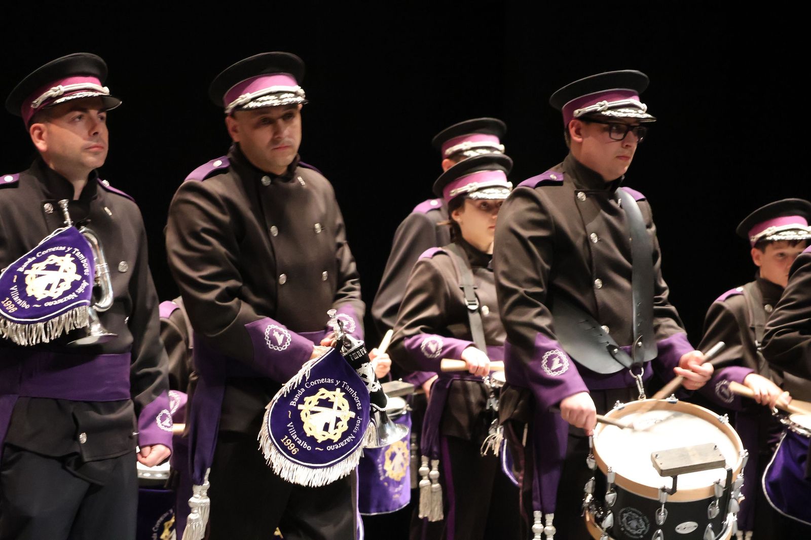 GALERÍA | Revive un Certamen de Cornetas y Tambores lleno de música y emoción