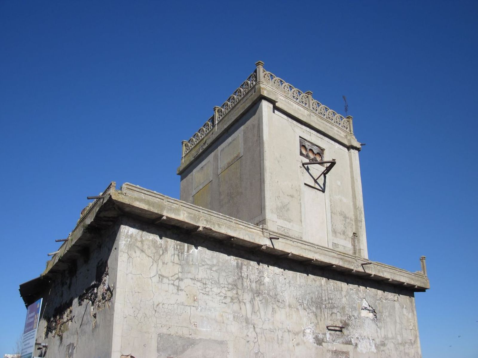 fabrica-de-la-luz-de-tejares-foto-ciudadanos-por-la-defensa-del-patrimonio-3
