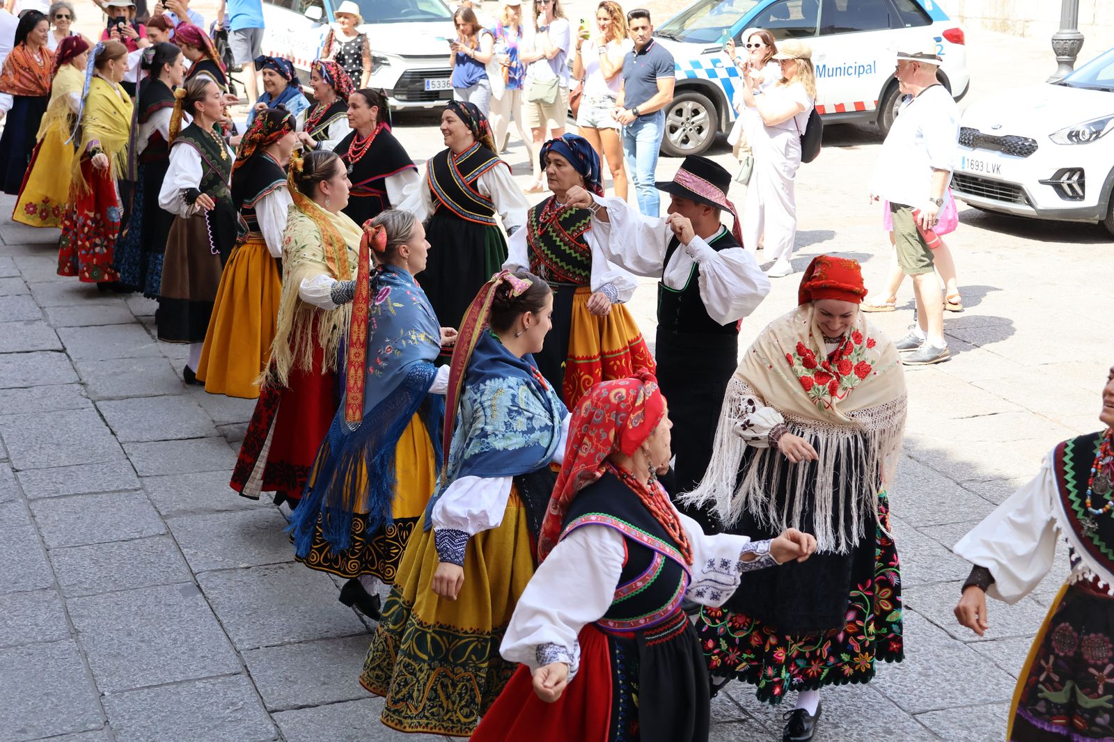grupo-bajo-duero-en-la-xxxii-muestra-de-folklore-21