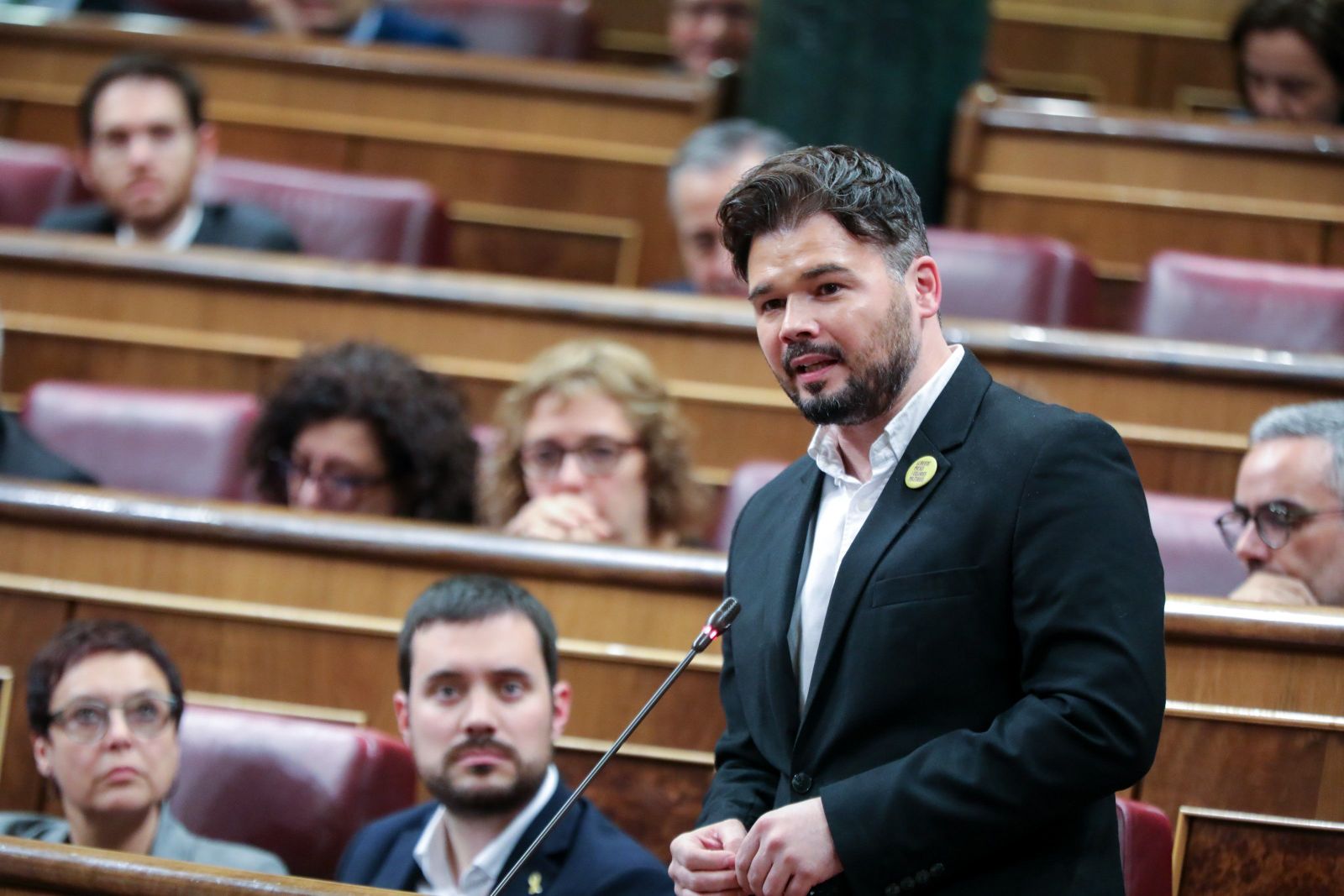 El portavoz adjunto de ERC en el Congreso de los Diputados, Gabriel Rufián, interviene desde su escaño