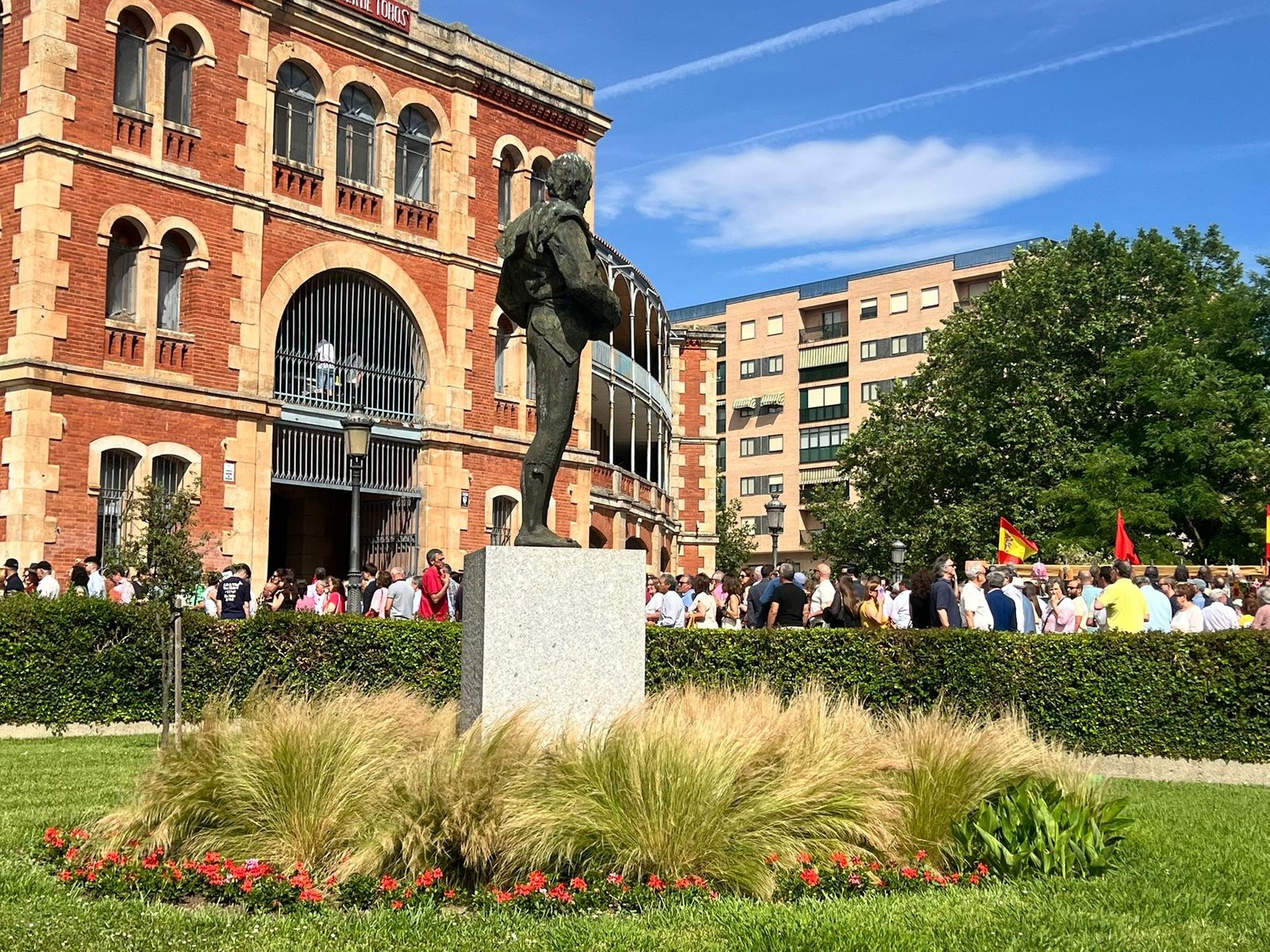 whatsapp-image-2025-06-14-at-17-36-29-1