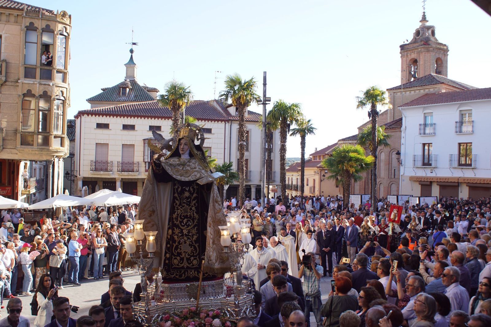 whatsapp-image-2025-05-24-at-20-11-23