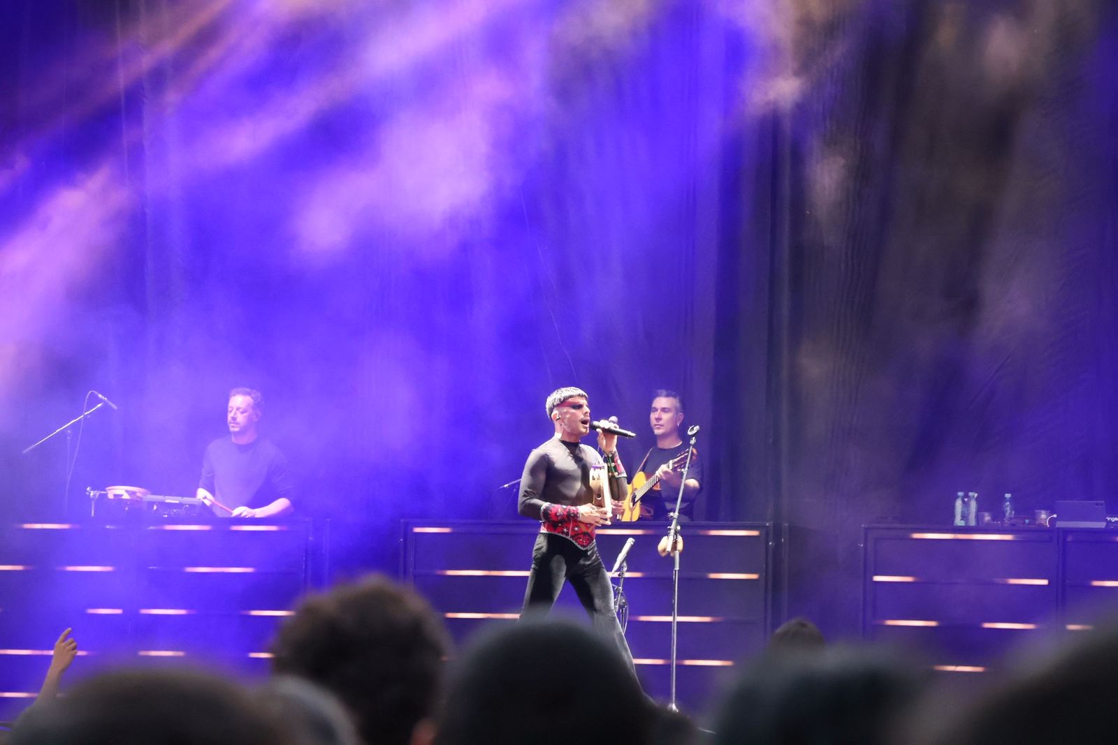 concierto-de-rodrigo-cuevas-en-la-plaza-mayor-de-zamora-5