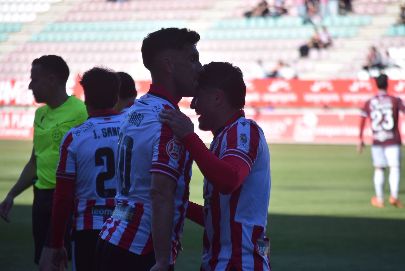 Zamora CF - Pontevedra CF (104).JPG