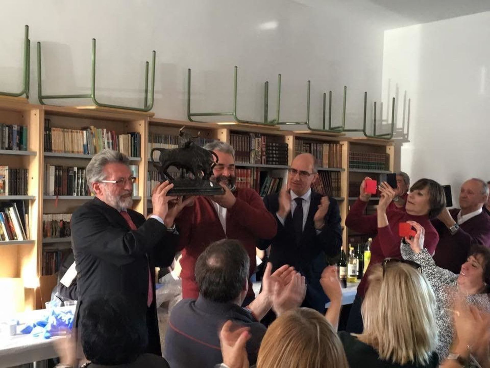 Homenaje a José Pinto en Casillas de Flores