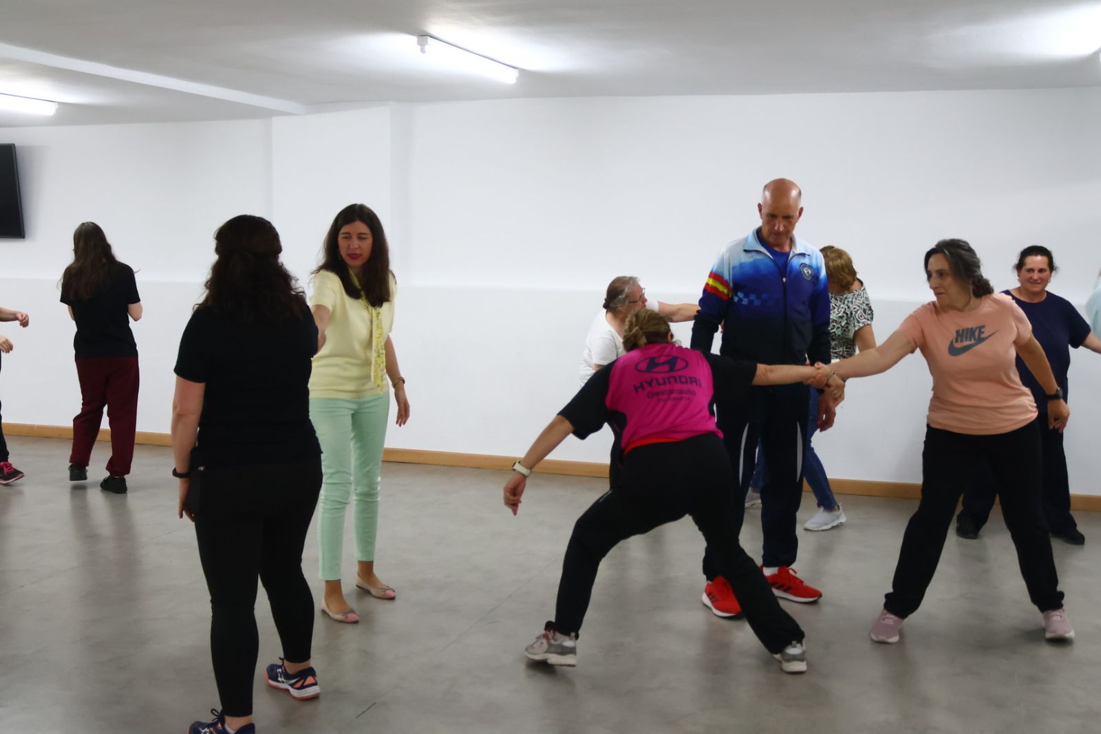 Primer taller de autodefensa en el Centro de Participación Luis Vives