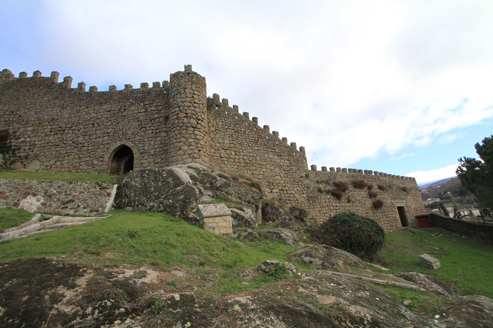 Románico Atlántico muralla de Béjar Románico Atlántico muralla de Béjar
