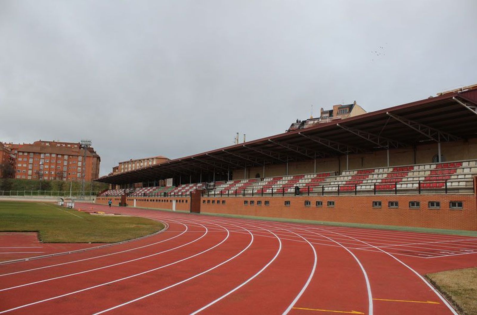 Pista atletismo zamora ciudad deportiva