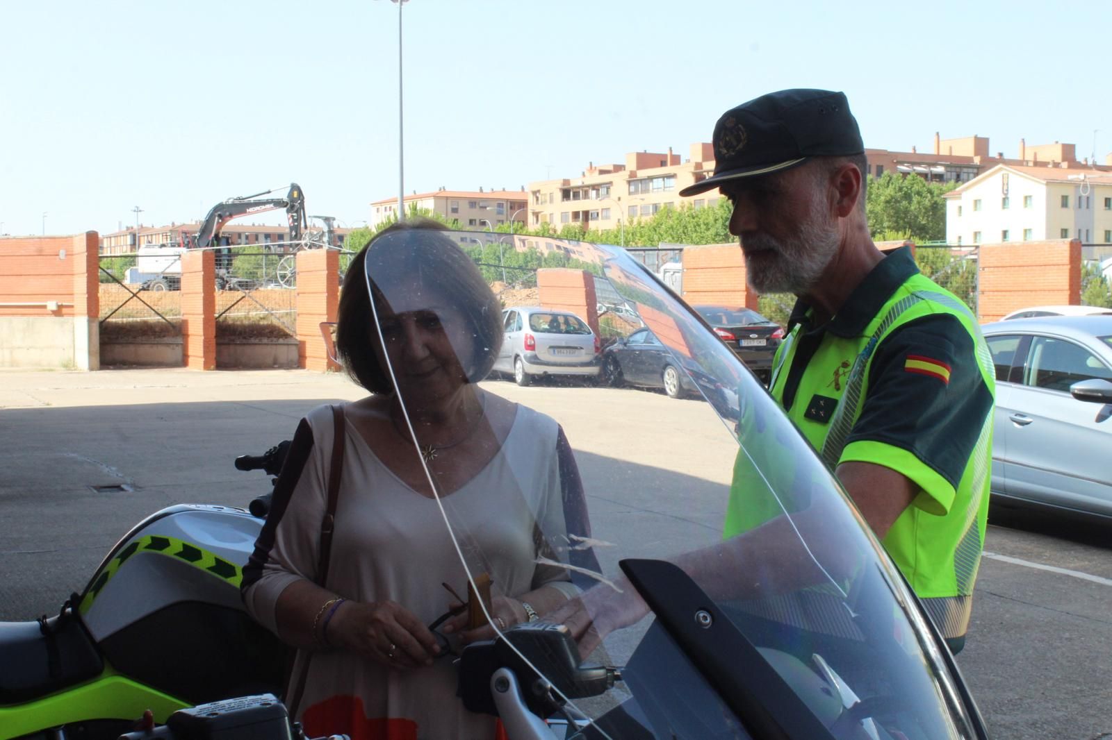 Motos camufladas y chaleco airbag, la nueva cara de la Guardia Civil de Tráfico de Salamanca