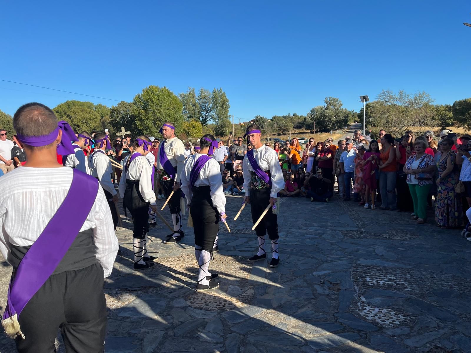 Bajada del Cristo a la ermita Barruecopardo (18).jpeg