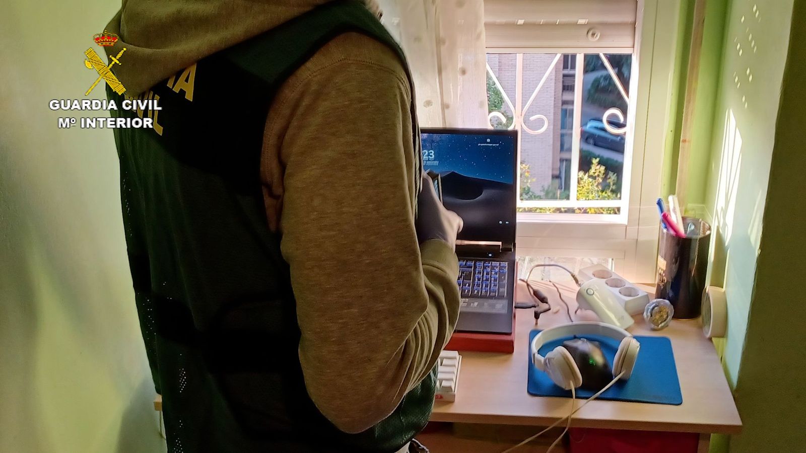 Golpe a la ciberdelincuencia desde Salamanca seis detenidos por estafar 3 millones de euros por Internet (2)