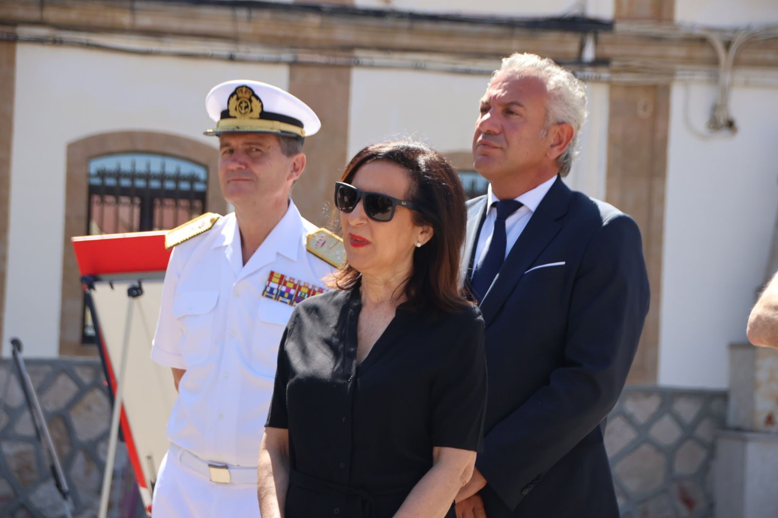 Margarita Robles y Nicanor Sen  visita a Salamanca REI 11
