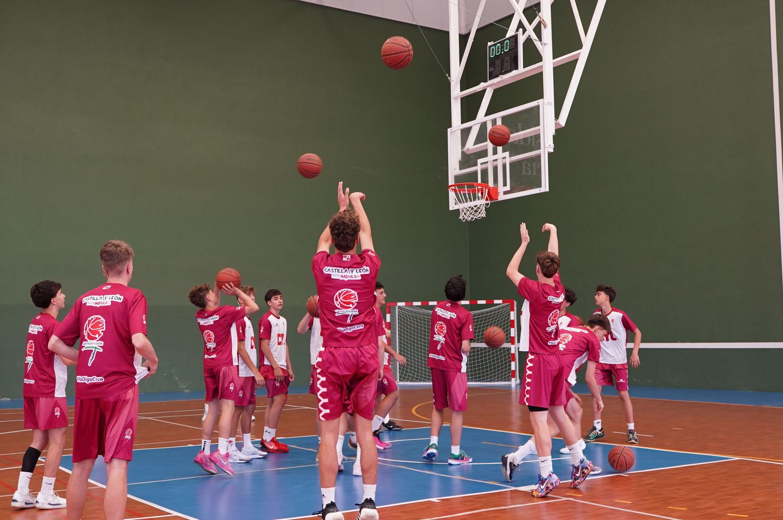 La UPSA acoge la primera concentración de la selección cadete masculina de baloncesto de Castilla y León La UPSA acoge la primera concentración de la selección cadete masculina de baloncesto de Castilla y León