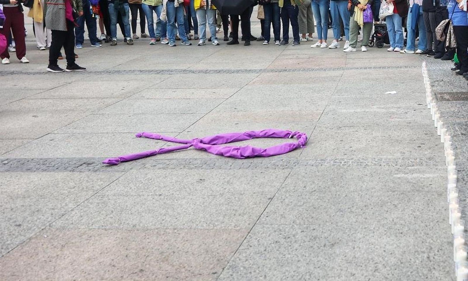 Acto víctimas de violencia de género. Foto EP