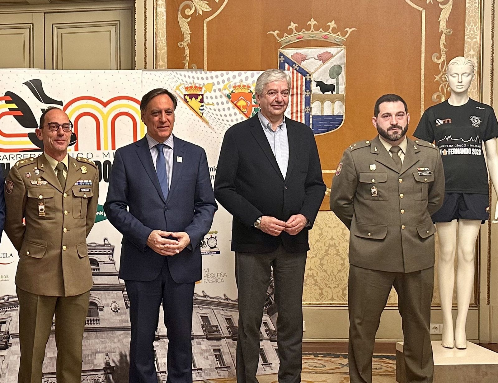 Presentación de la XI Carrera Cívico Militar 'San Fernando' 