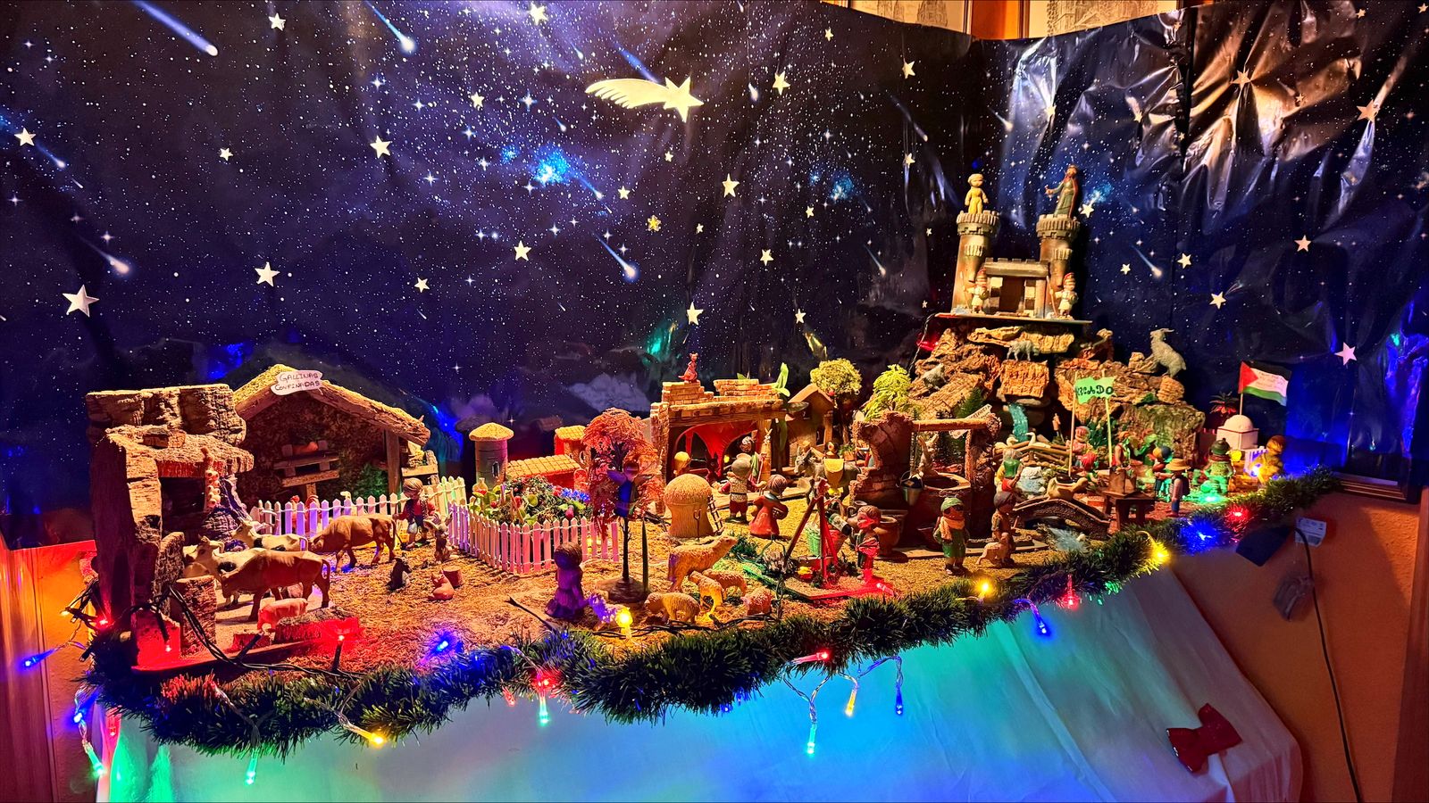 M.M.I.C. - Belén situado en una vivienda del paseo de Canalejas (6).jpeg