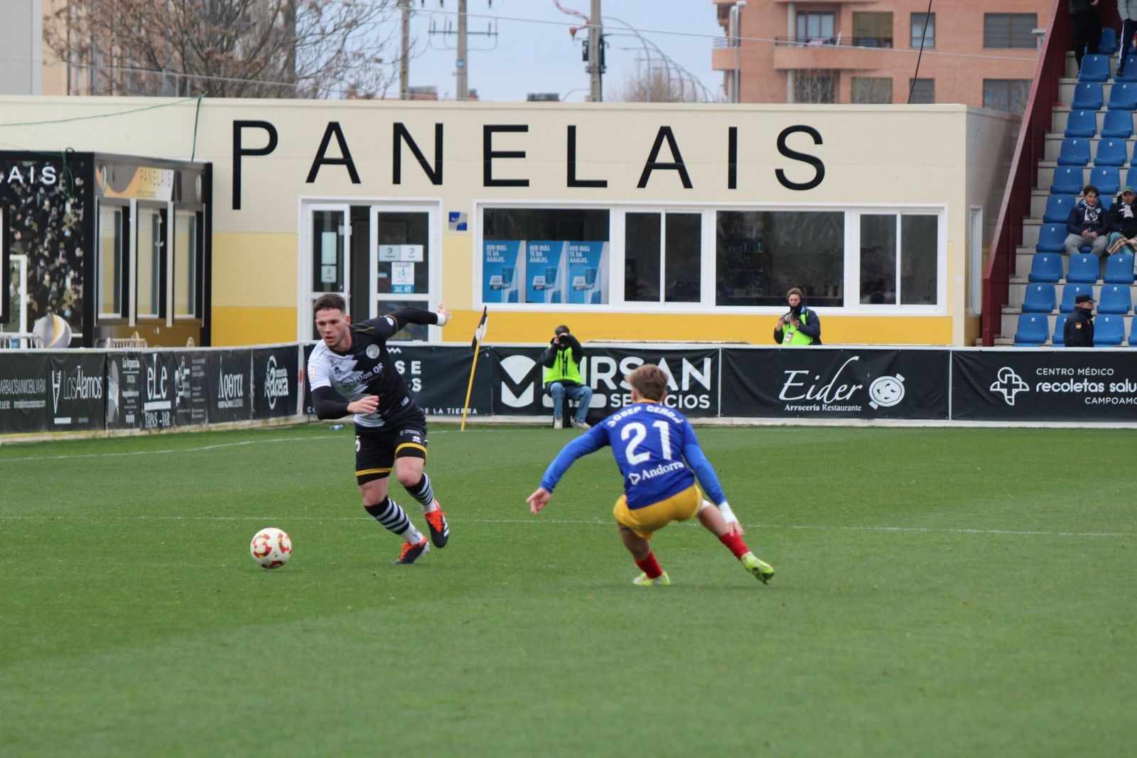 whatsapp-image-2025-03-02-at-16-28-06-7