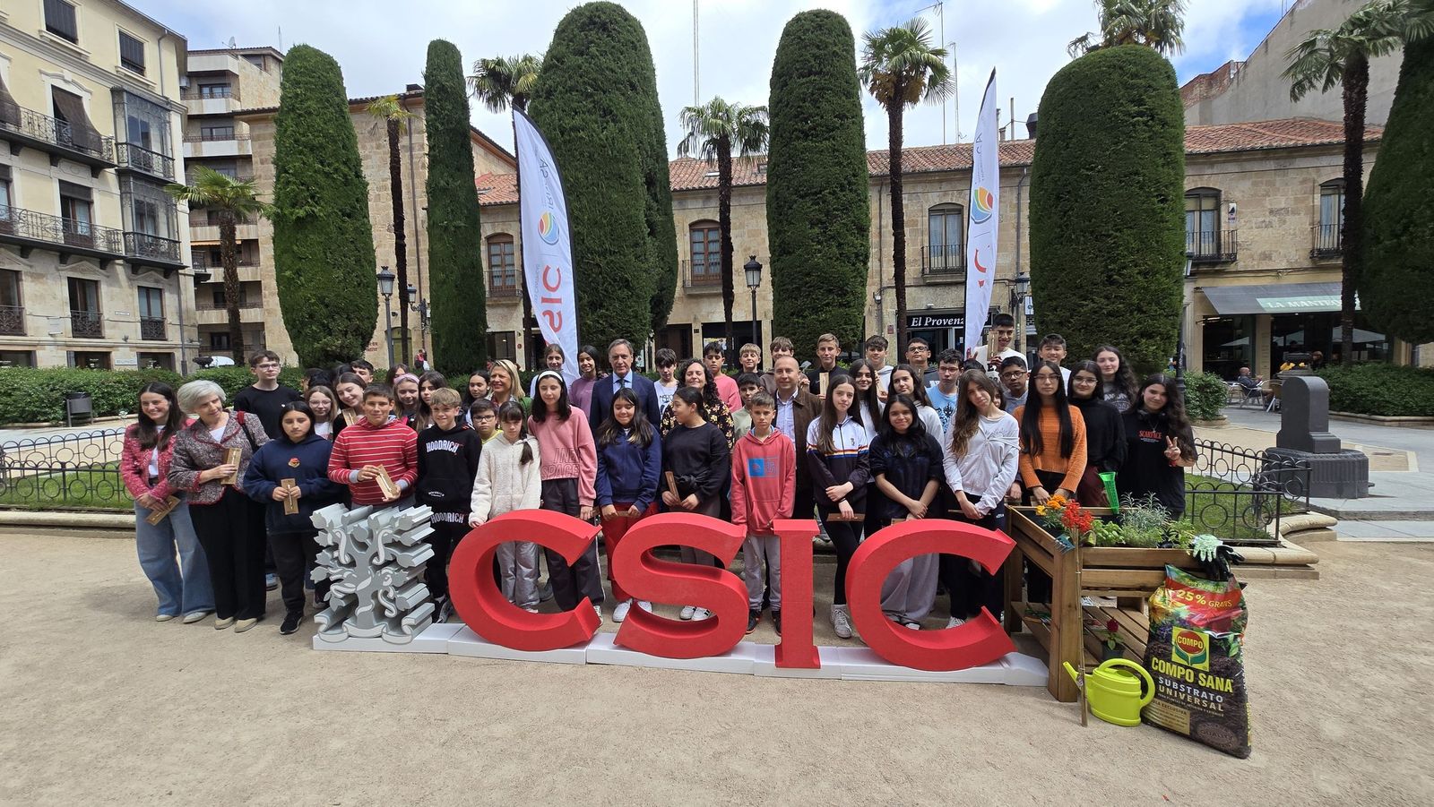 Entrega del premio del concurso ‘Biotesoros urbanos’ del IRNASA-CSIC