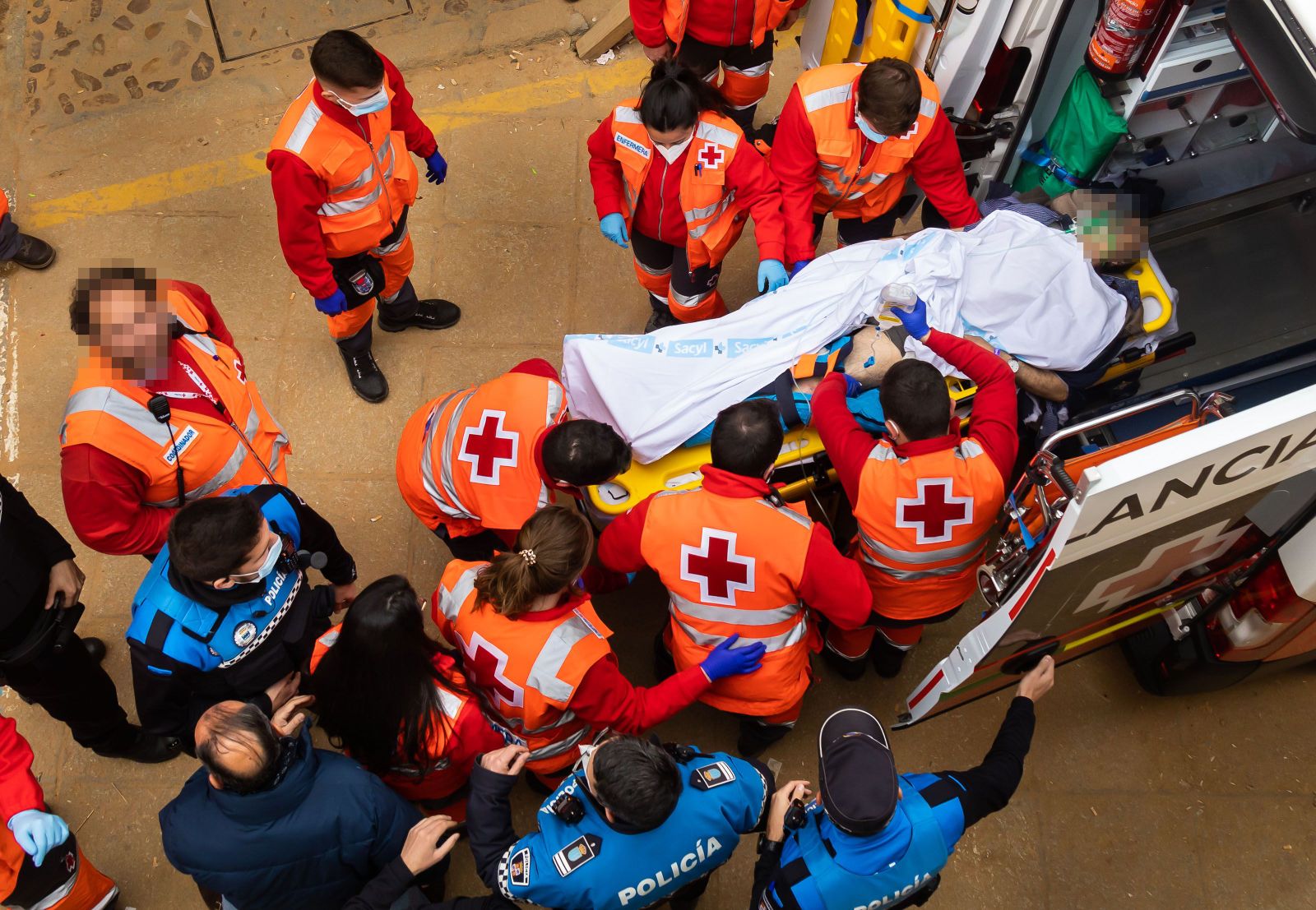 n hombre de 59 años de edad, residente en Ciudad Rodrigo, ha sido herido por asta de toro, pronóstico muy grave | Foto: Vicente, ICAL