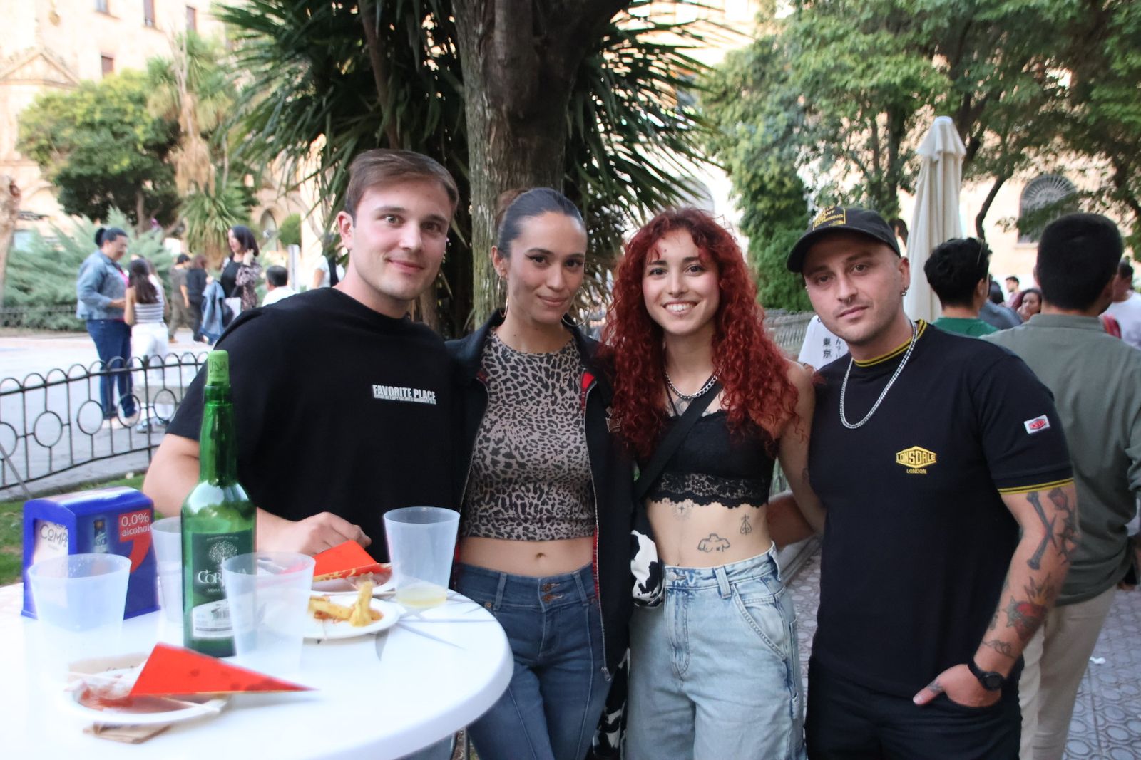 Ambiente de las casetas el  jueves por la tarde noche