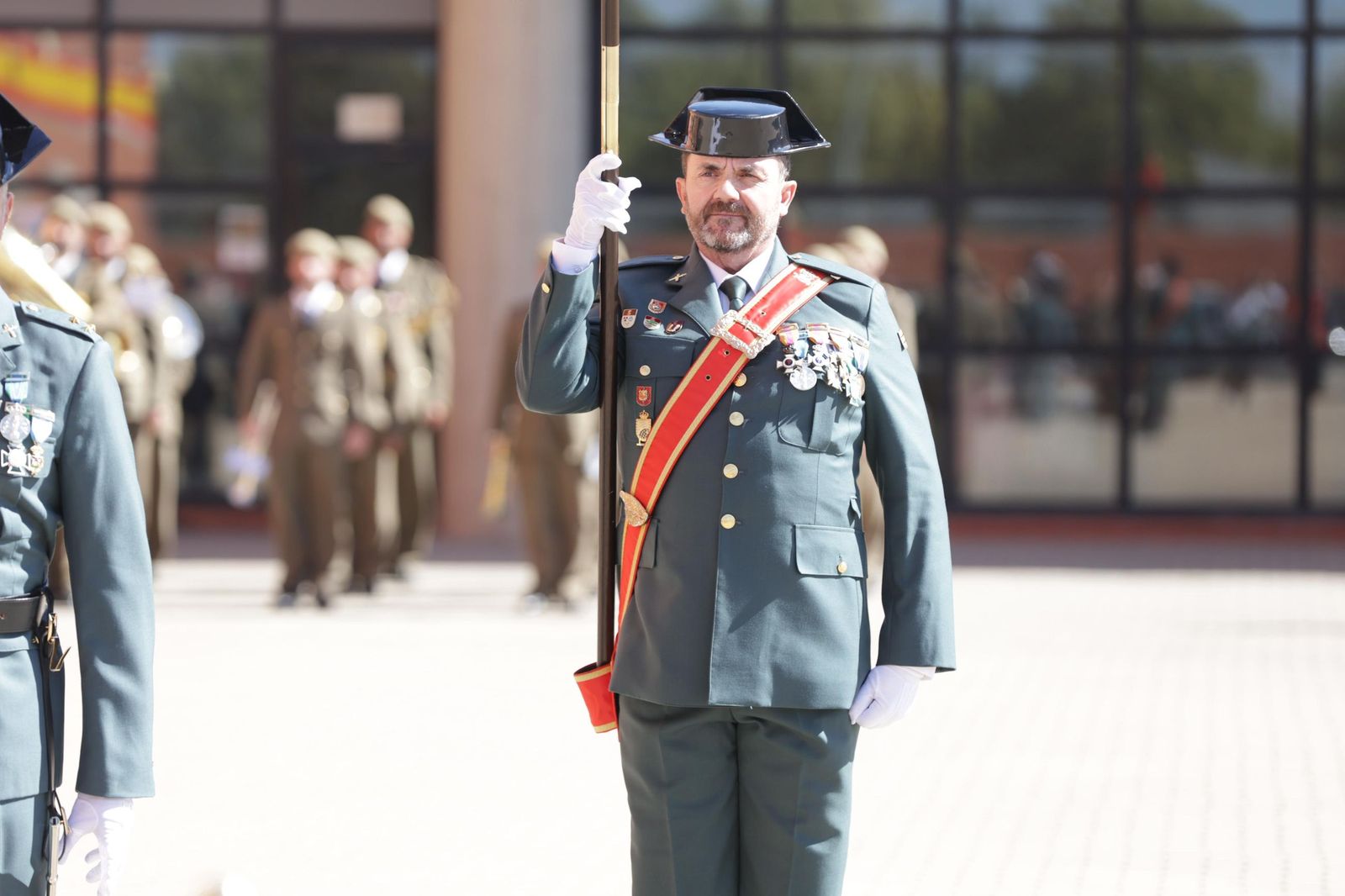 Salamanca rinde honores a la Guardia Civil en la Celebración de su Patrona