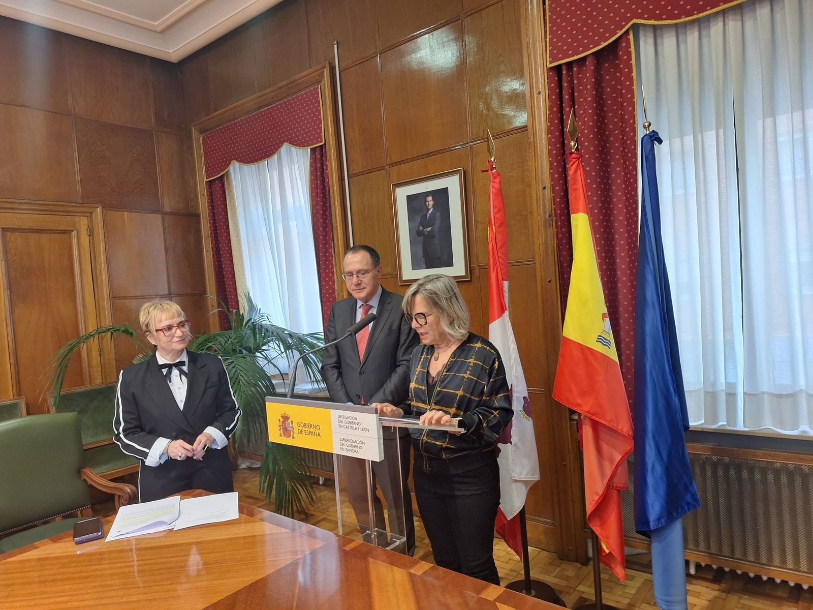 Acto Institucional 8M Zamora