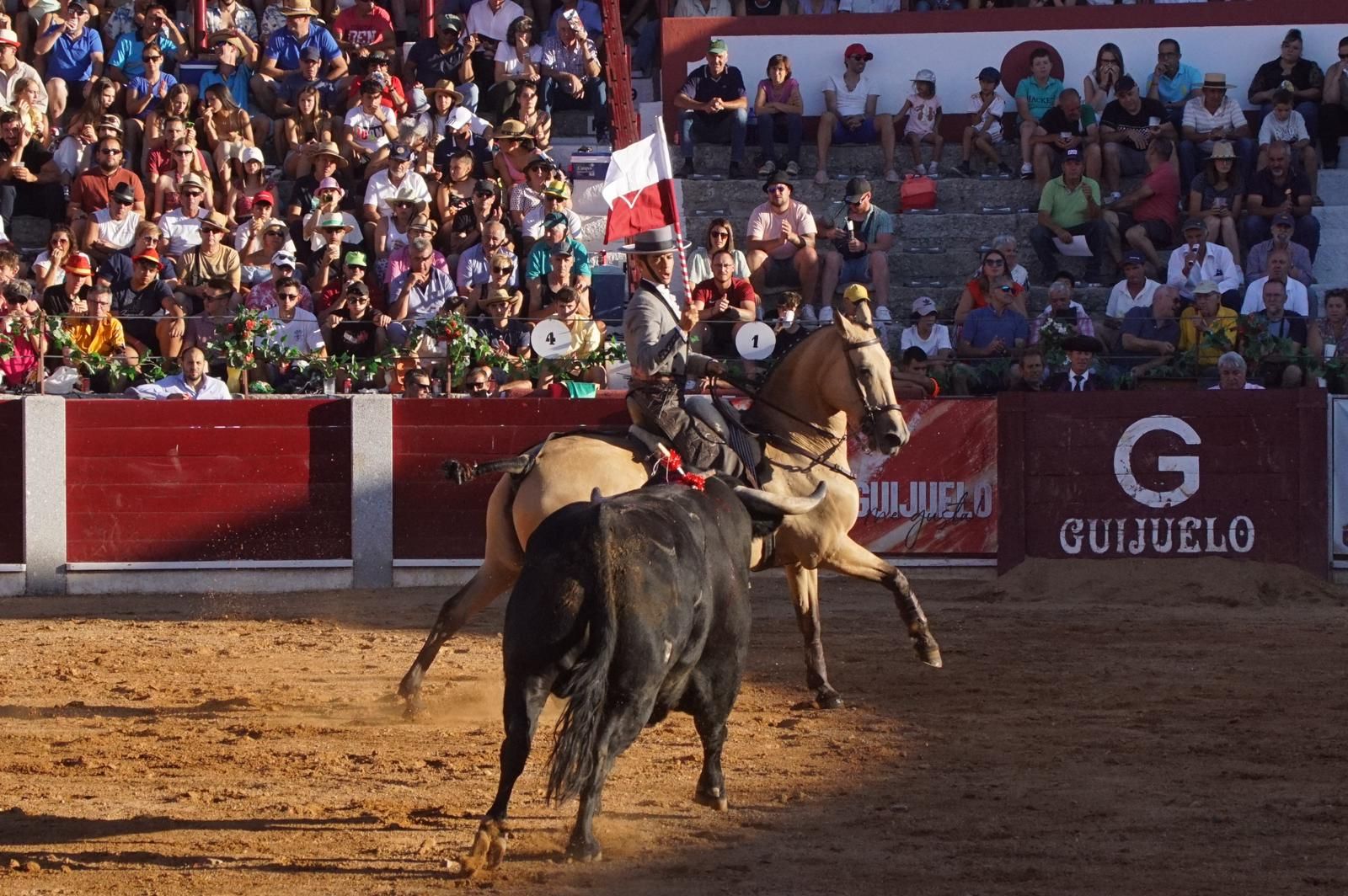 corrida-rejones-guijuelo-120