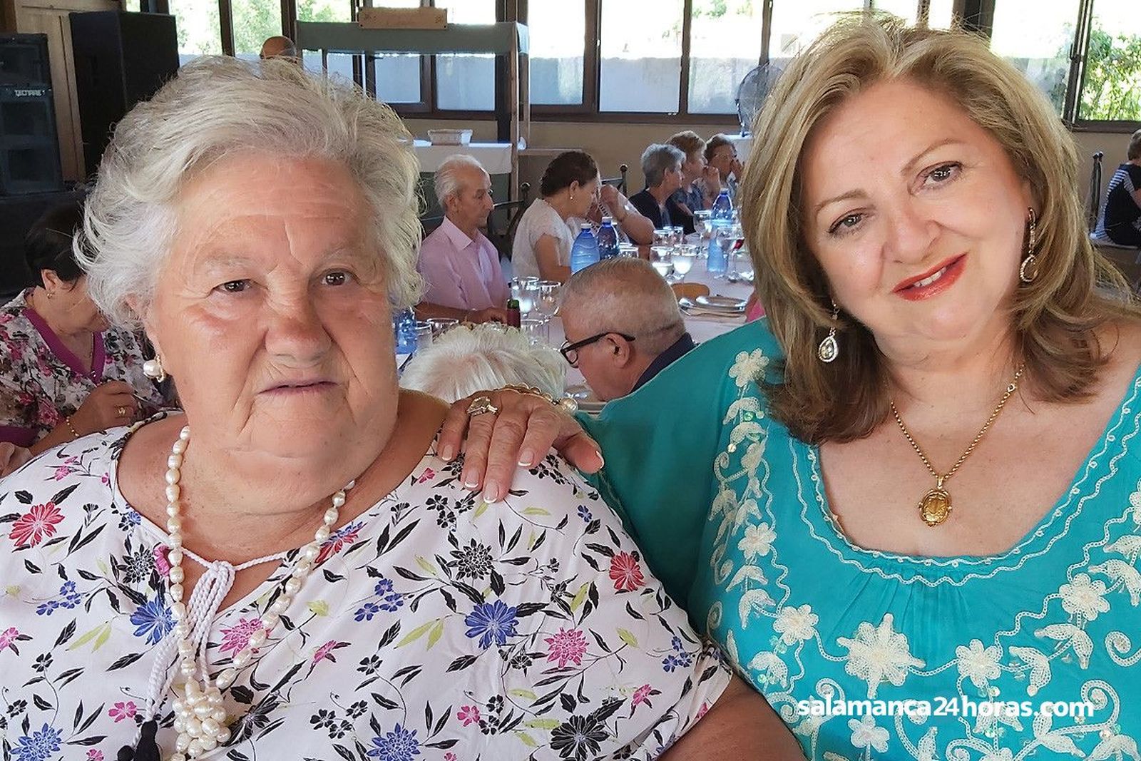 Comida homenaje mayores linares riofrio (1)