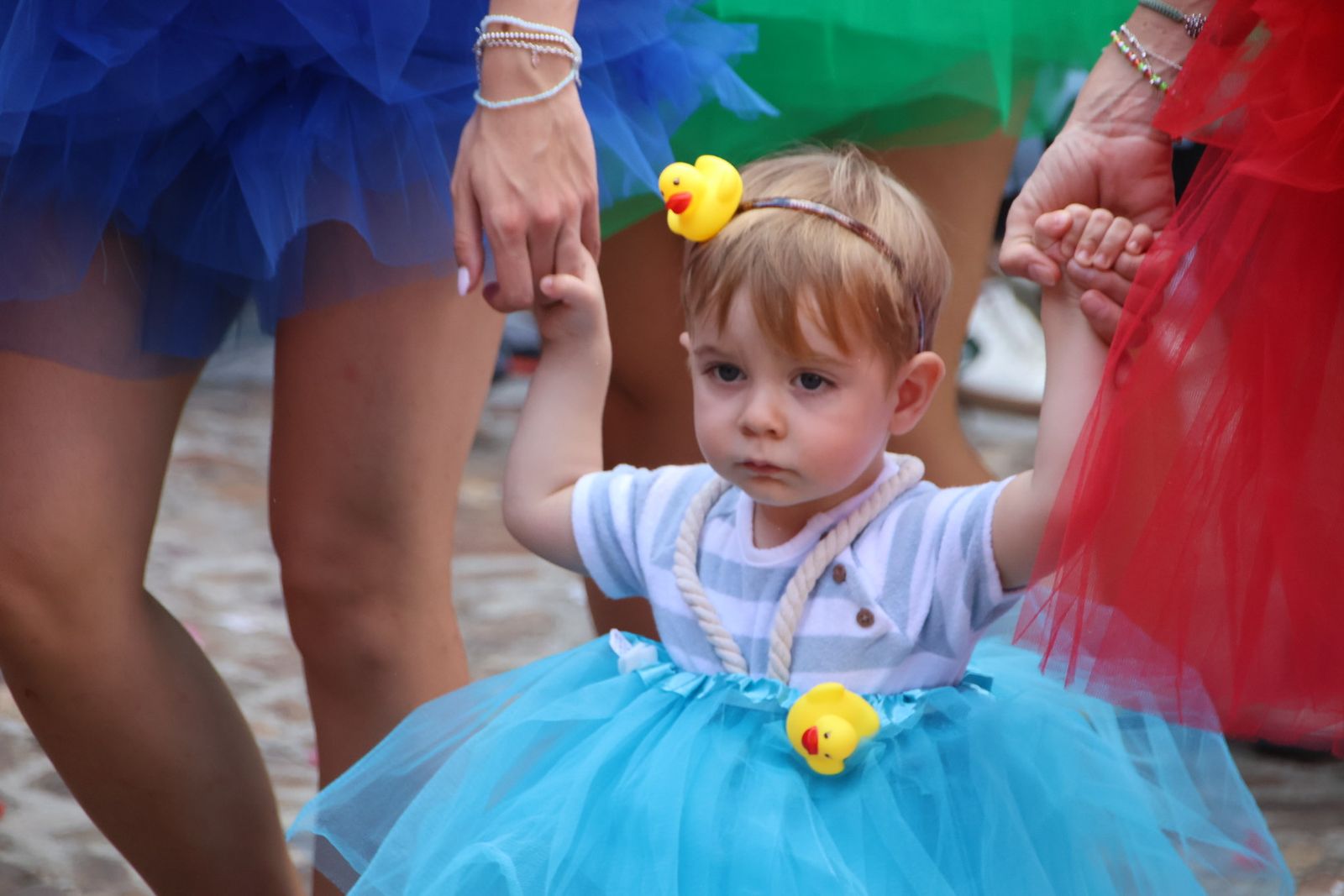 San Esteban de la Sierra, desfile de carrozas y disfraces