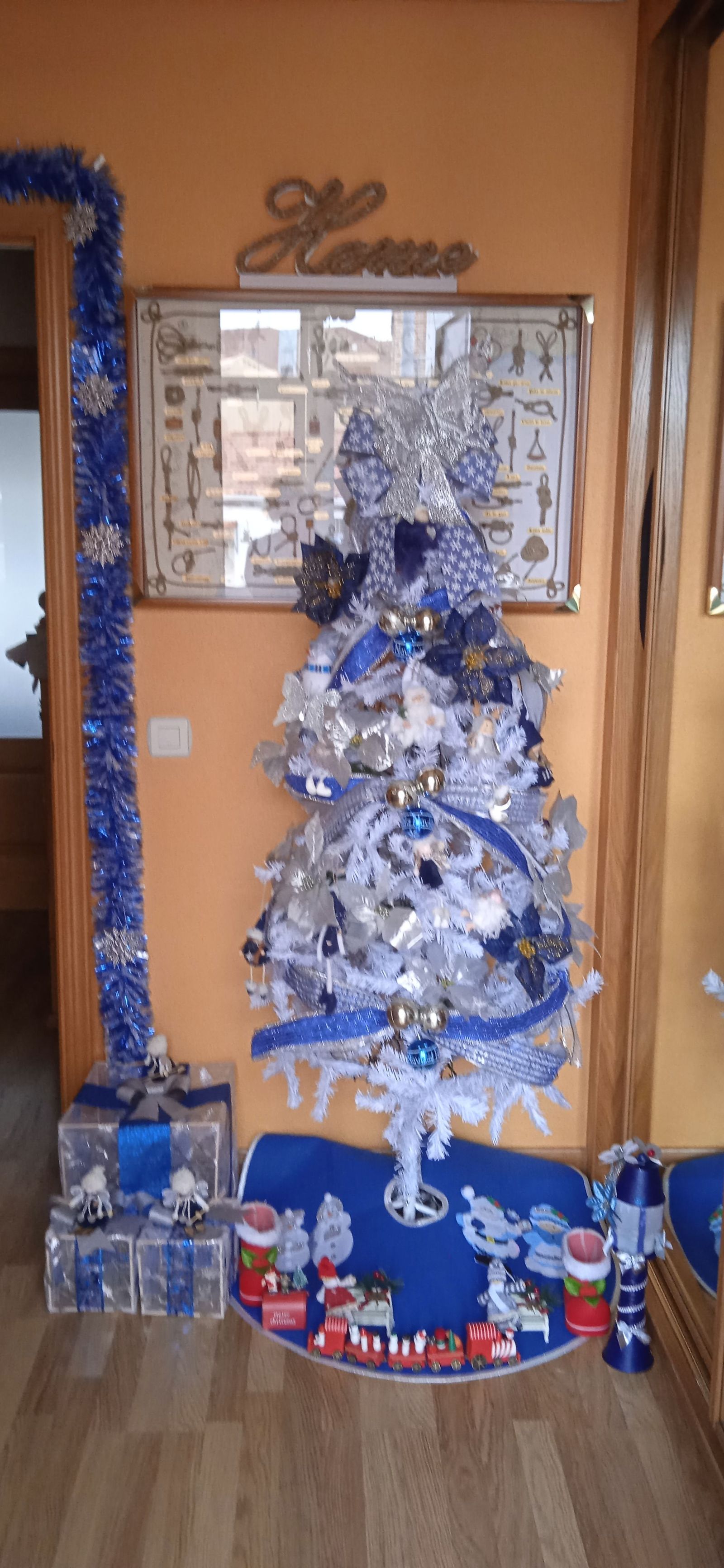 m-c-g-a-decoracion-navidena-situada-en-una-vivienda-de-la-carretara-de-vistahermosa-en-salamanca