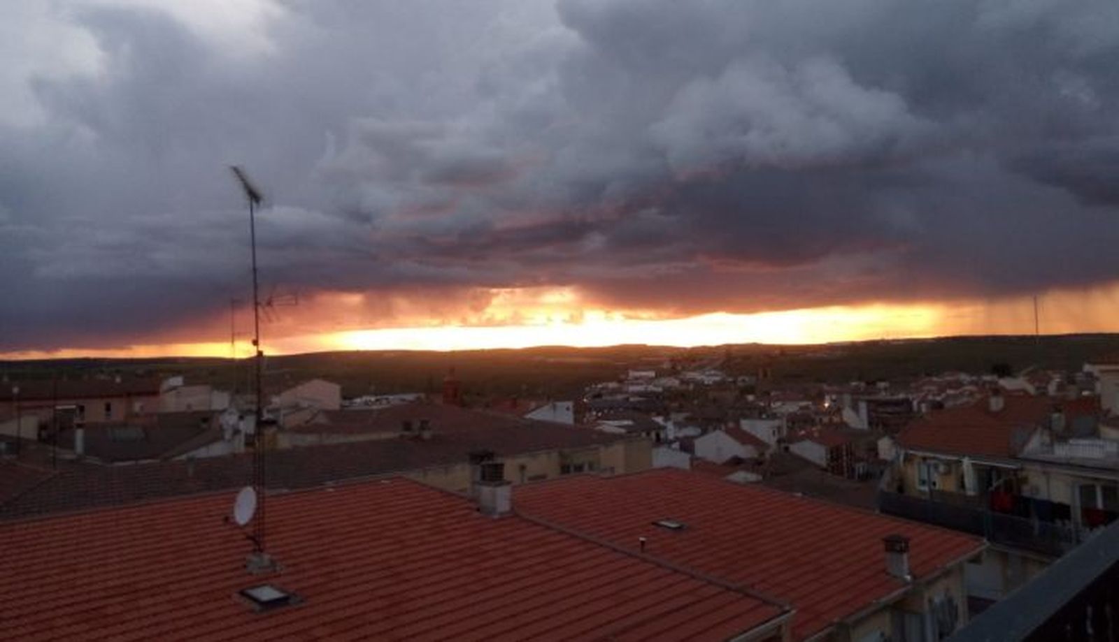 Cielo de Alba de Tormes