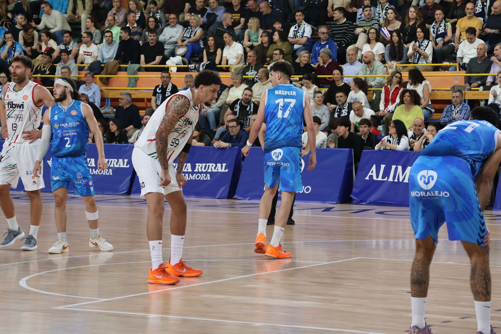 GALERÍA | El encuentro entre el CB Zamora y el Mallorca Basket, en imágenes